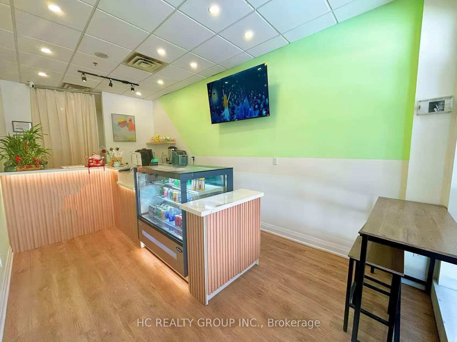 #31 - 15 Northtown Way