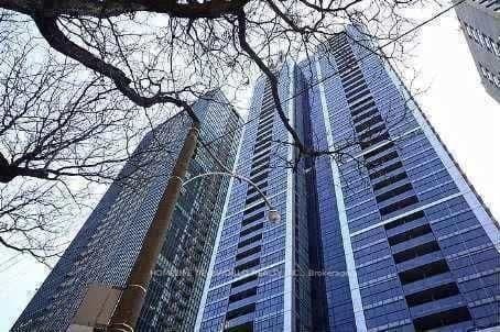 28 Ted Rogers Way, Unit 3401