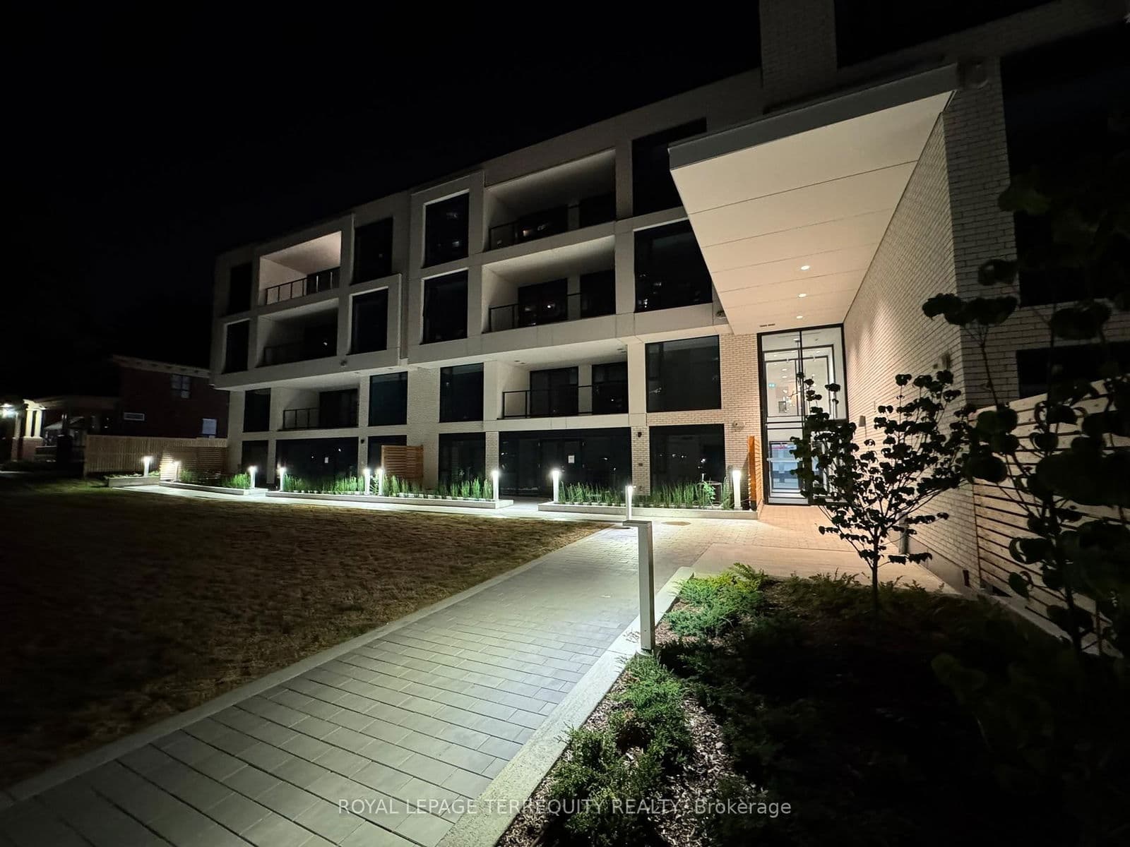 200 Keewatin Avenue, Unit PH05