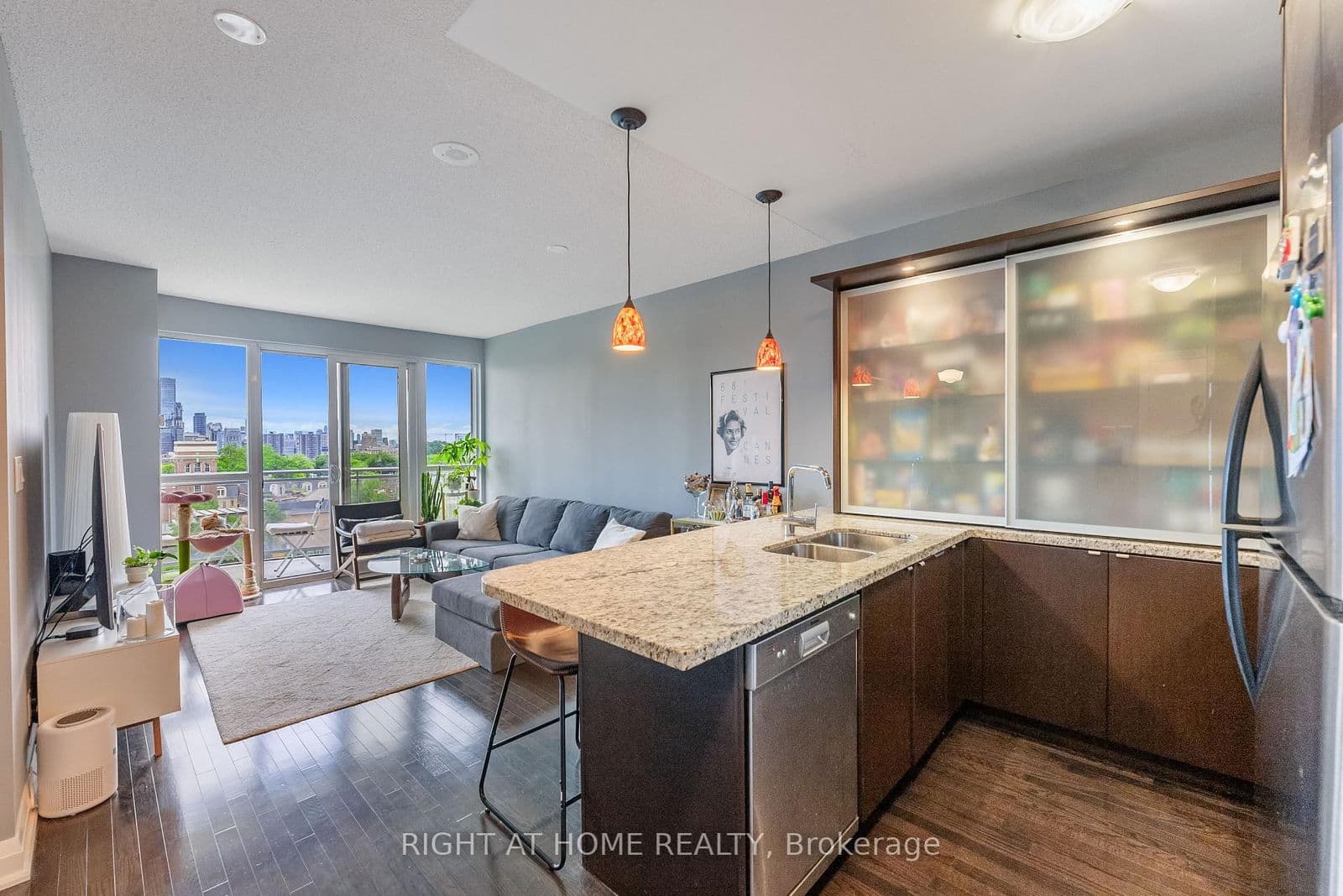 #704 - 1430 Yonge Street