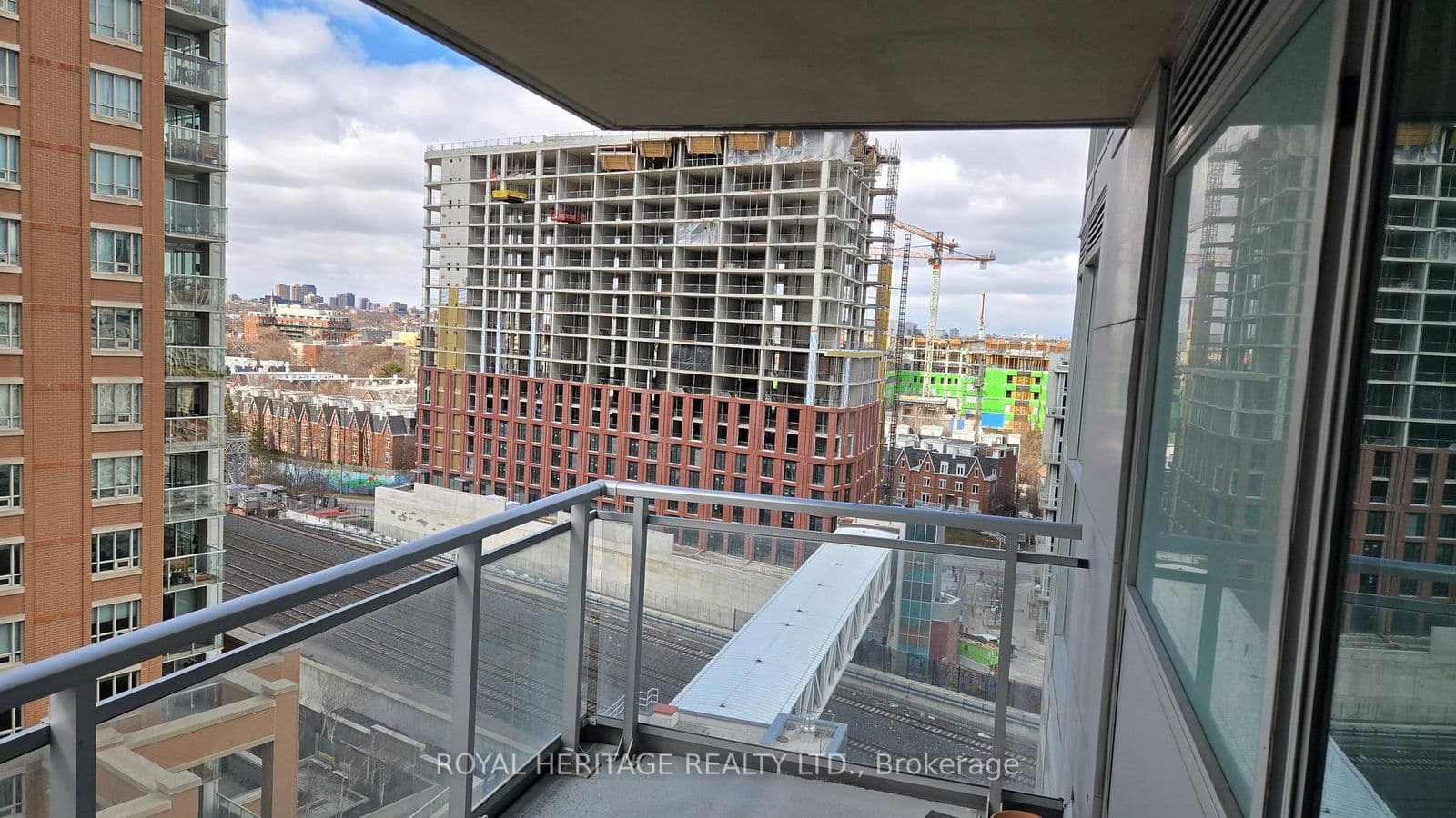 #1007 - 100 Western Battery Road