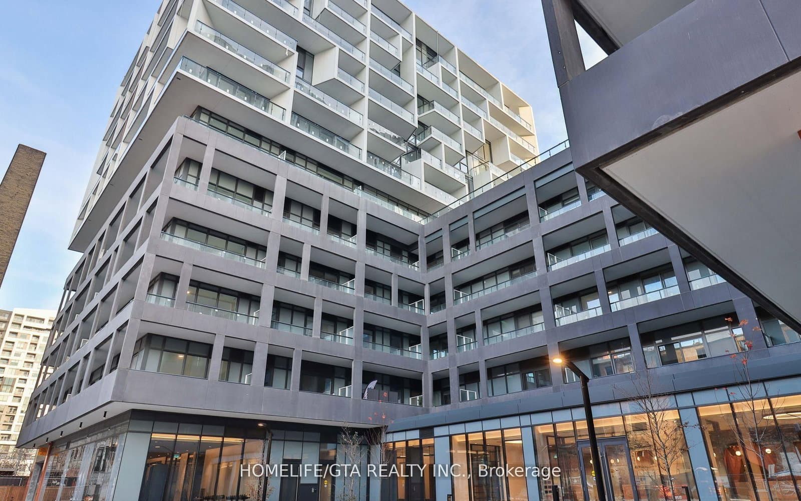 9 Tecumseth Street, Unit PH05