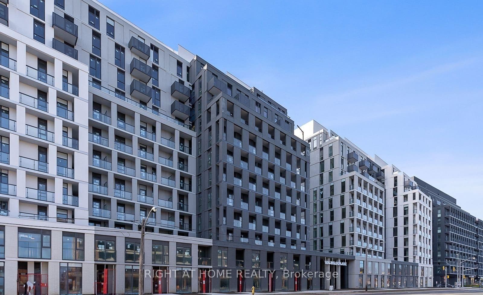 500 Wilson Avenue, Unit 813