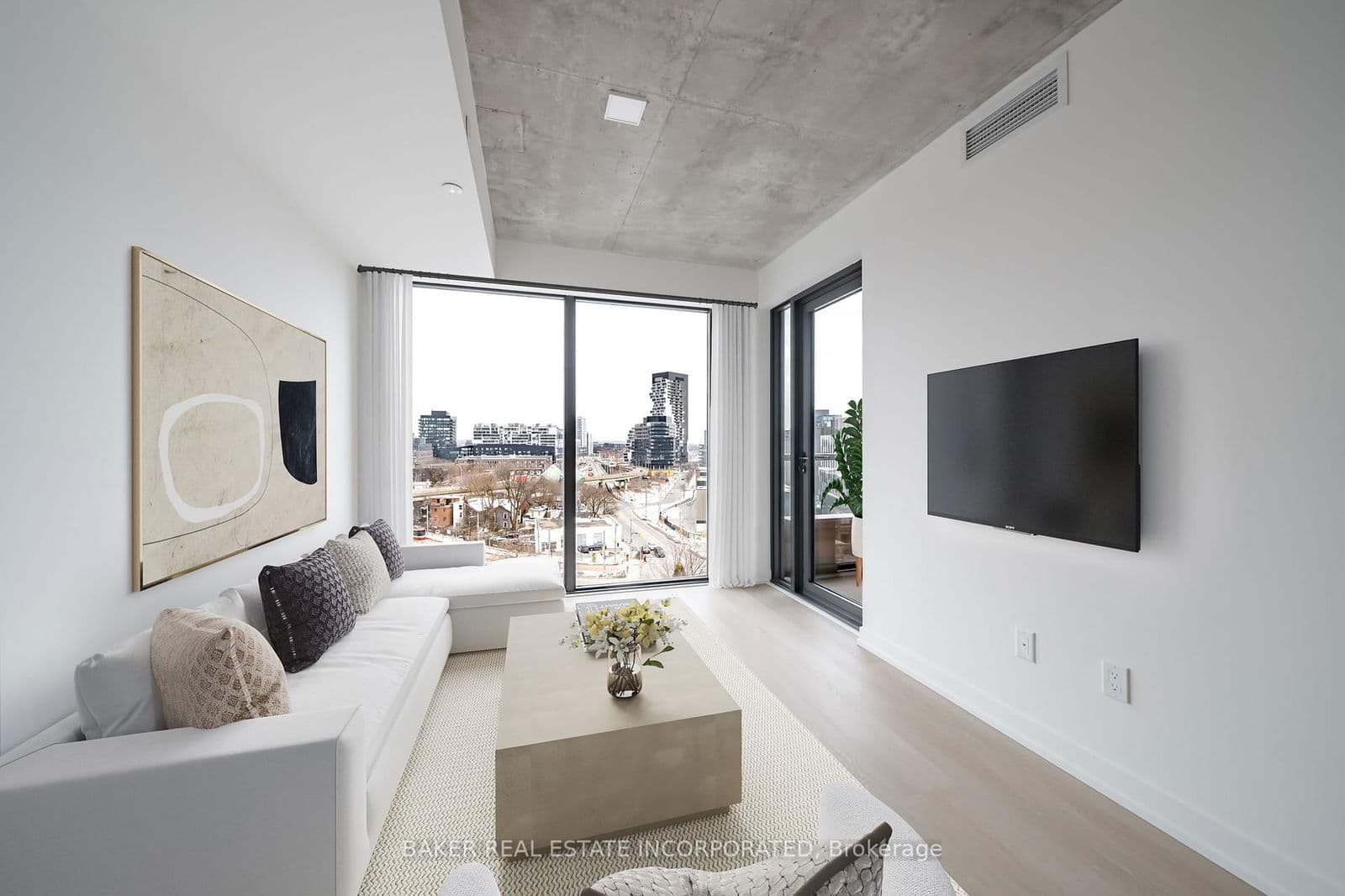 #809 - 28 Eastern Avenue