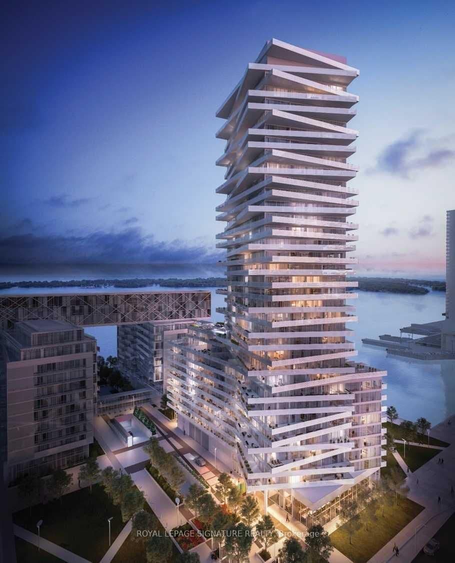 #622 - 15 Queens Quay E
