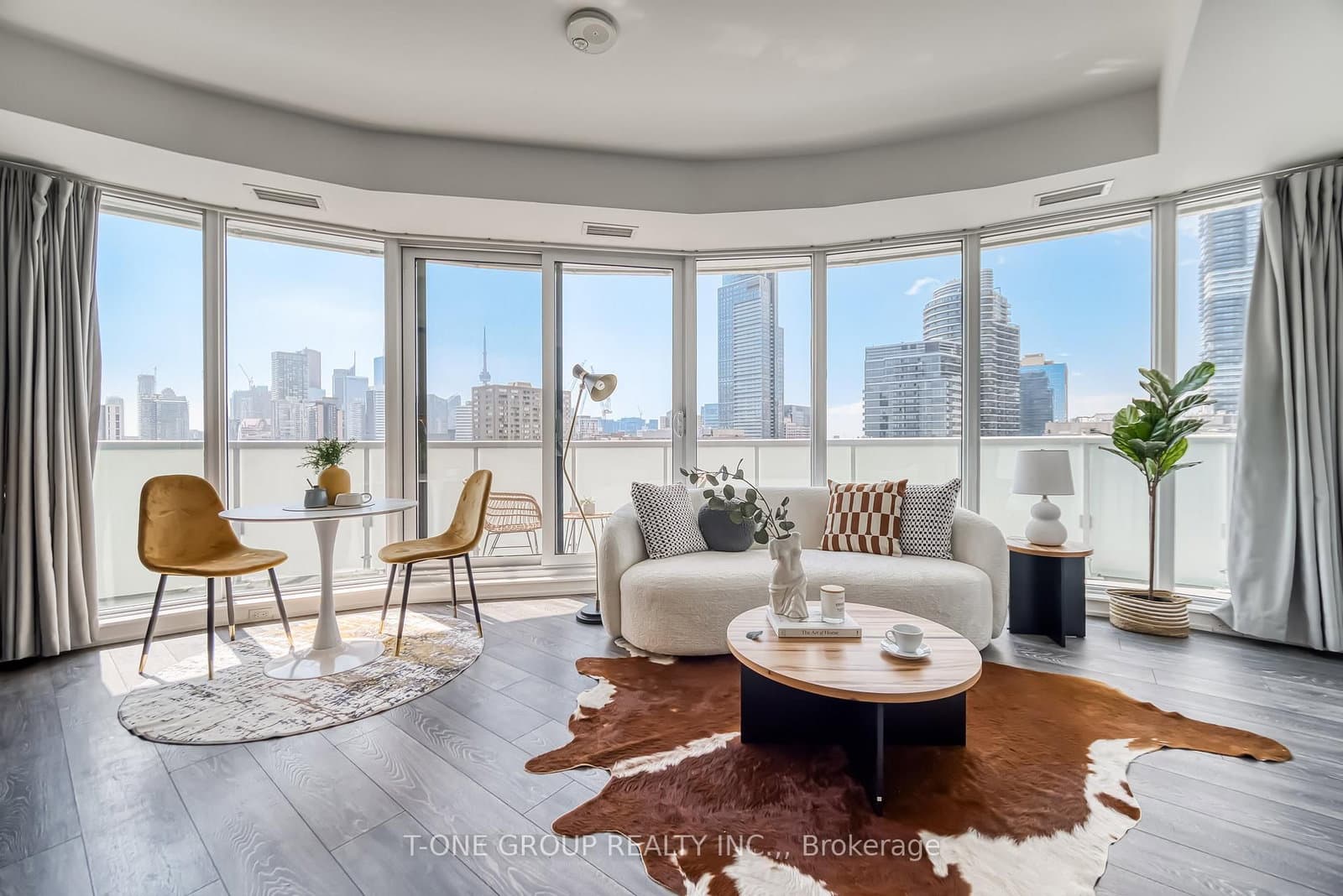 403 Church Street, Unit 2102