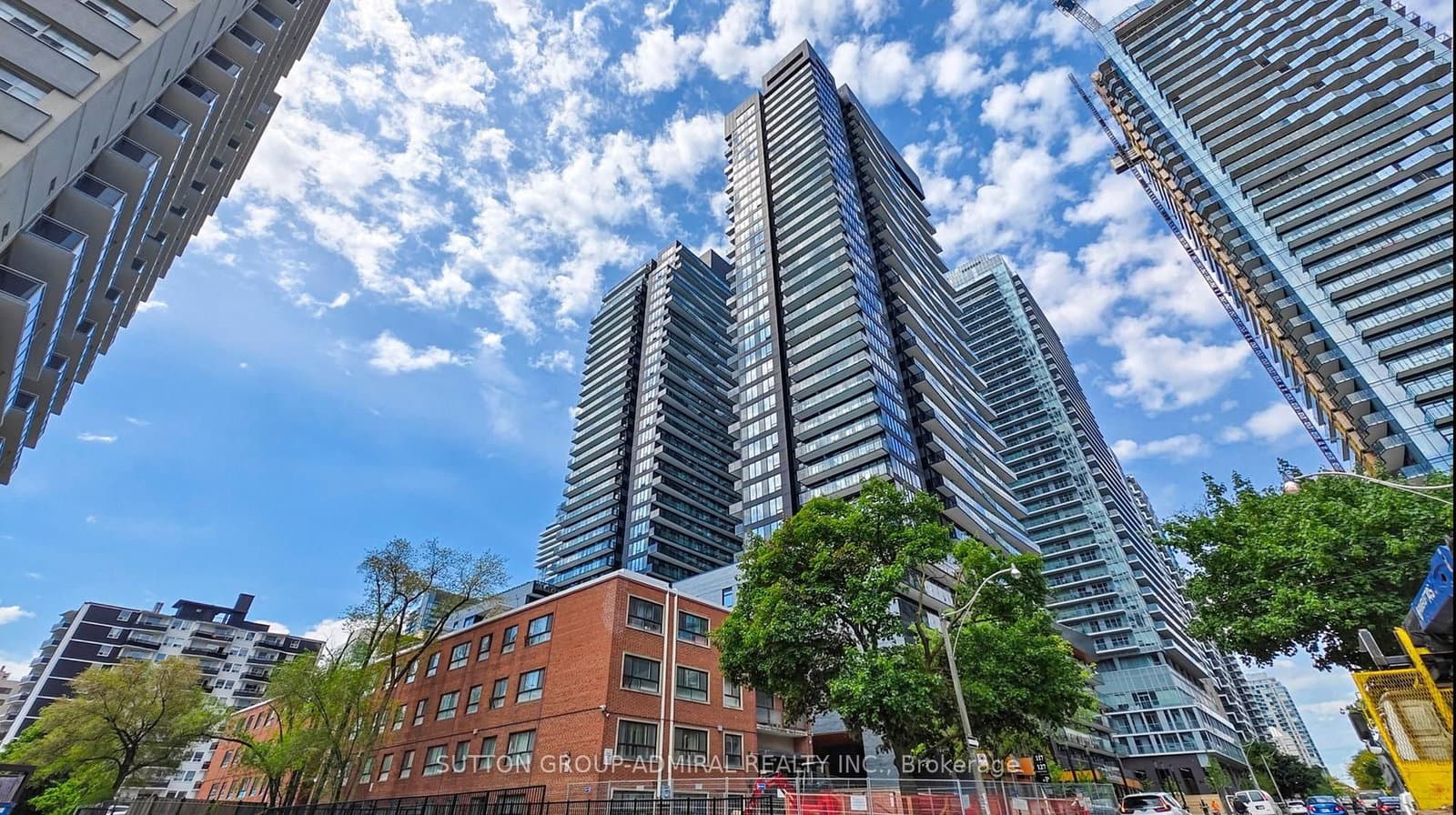 127 Broadway Avenue, Unit 2902