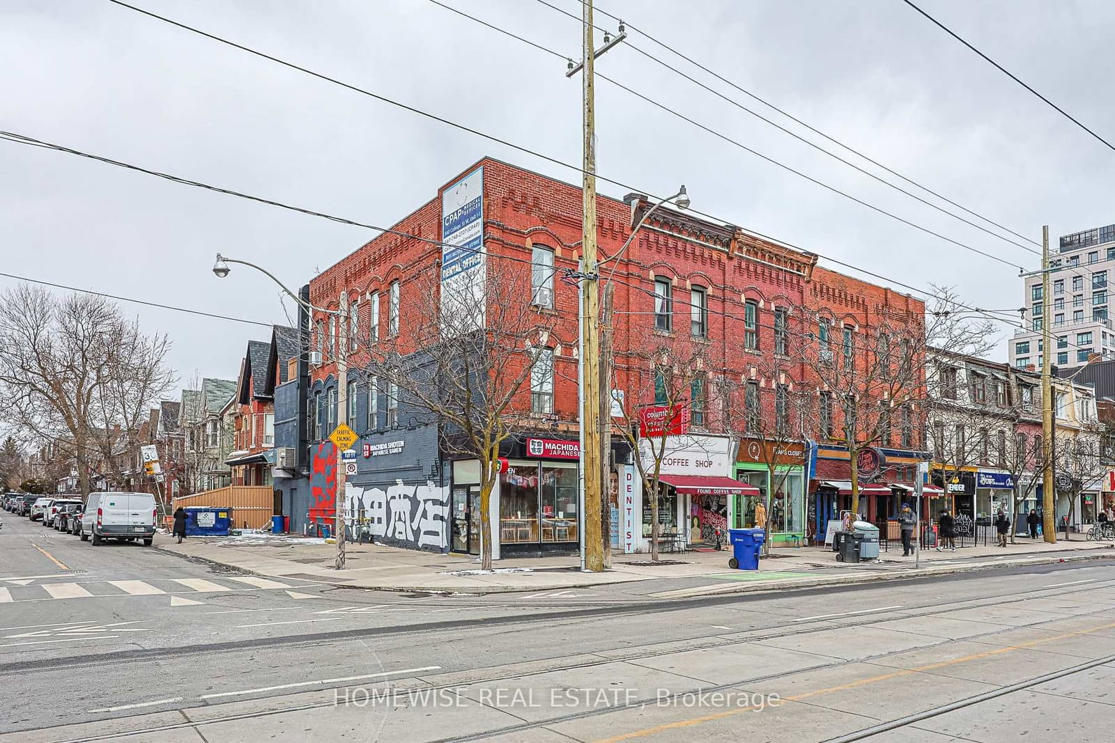 326 College Street, Unit 3rd Floor