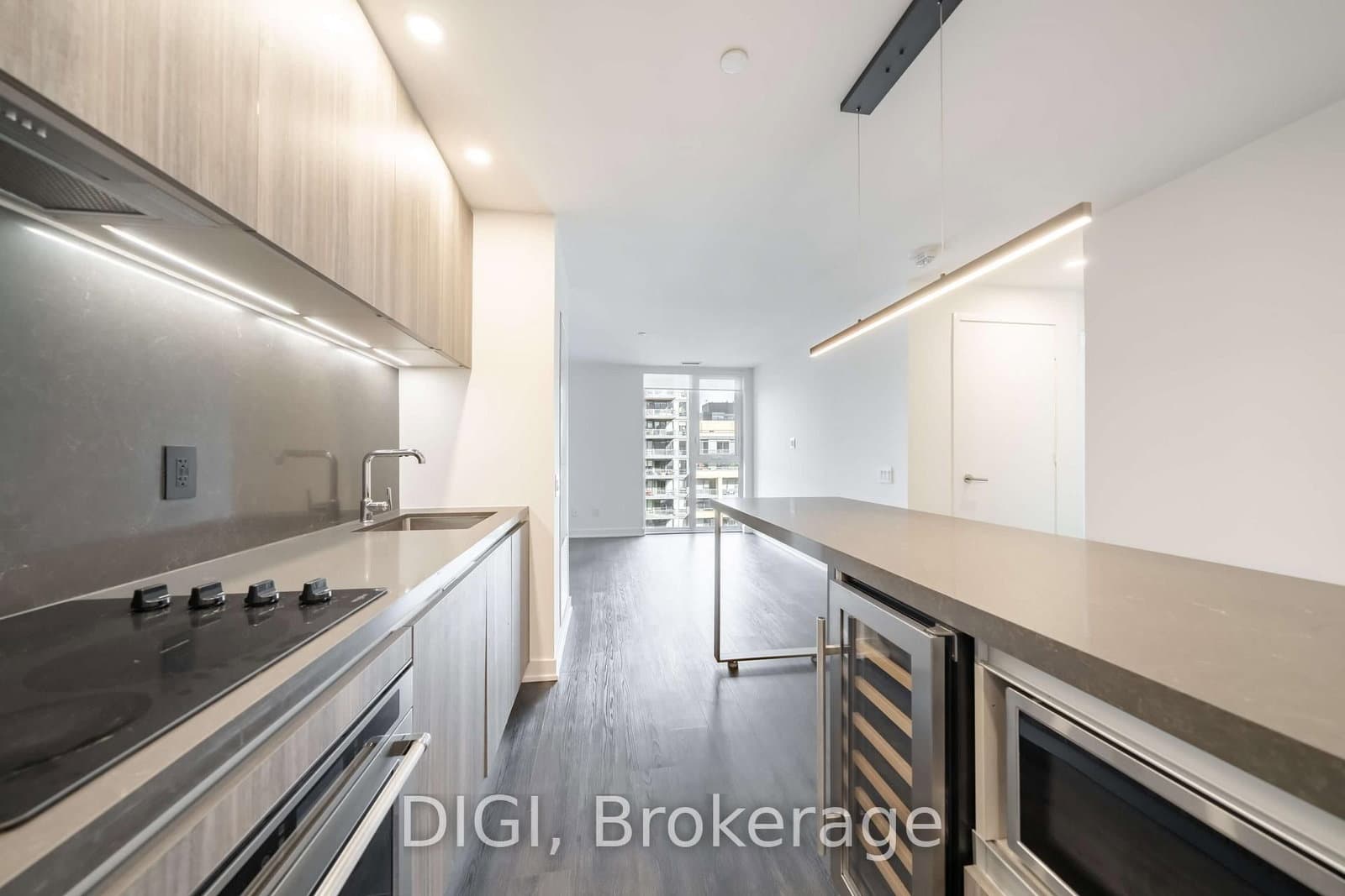 57 Spadina Avenue, Unit 509