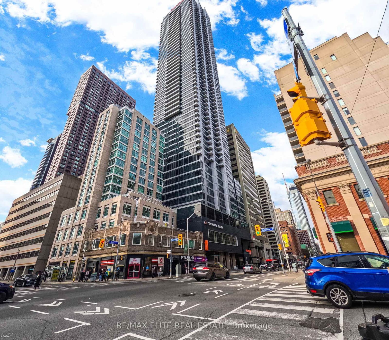 #1711 - 395 Bloor Street E