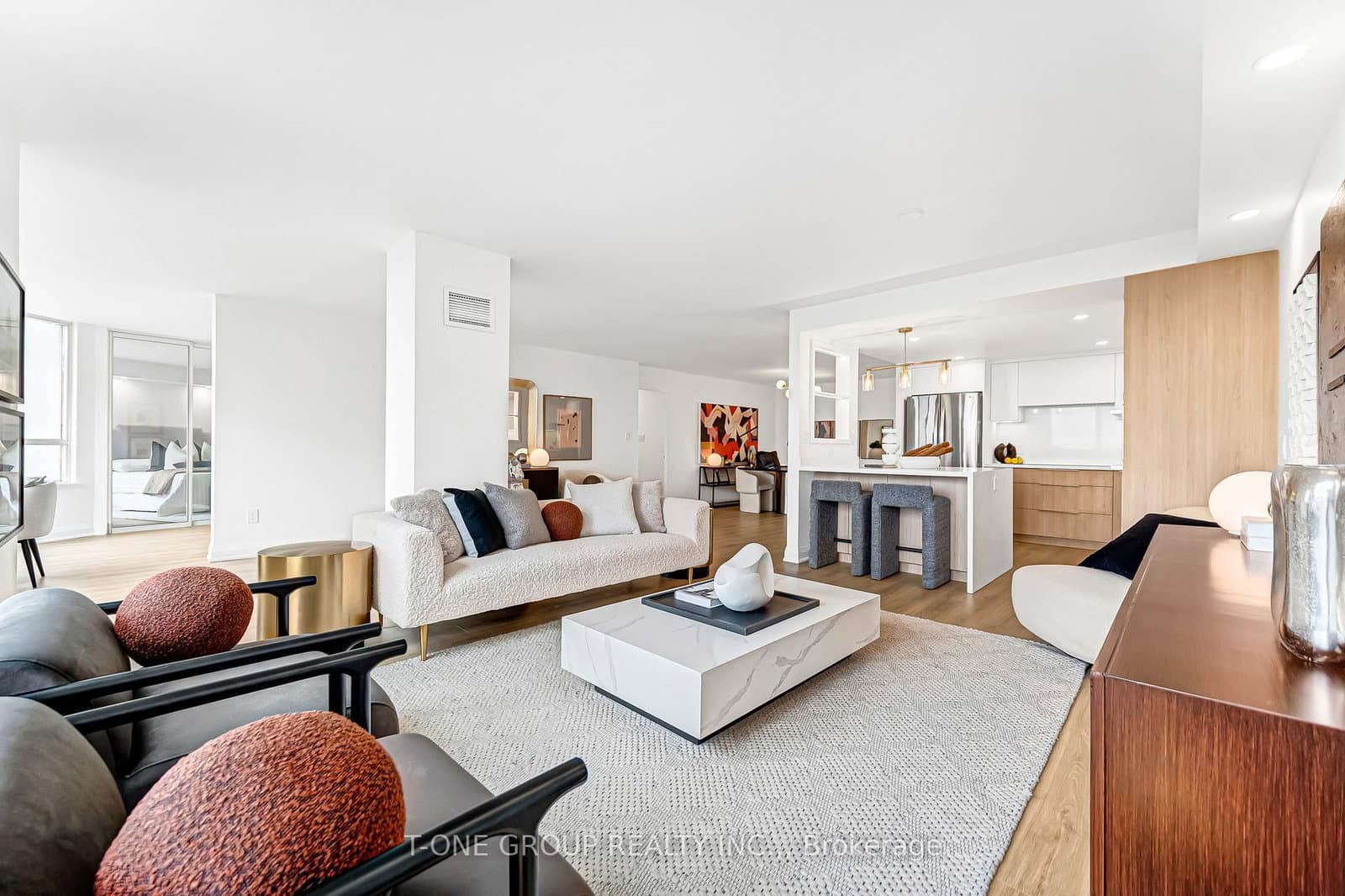 #904 - 5444 Yonge Street