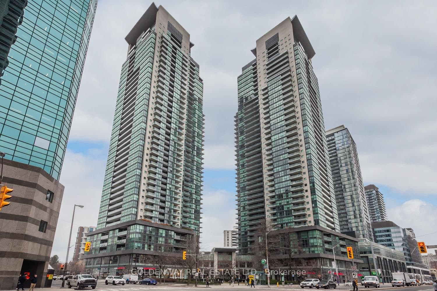 #1815 - 5162 Yonge Street