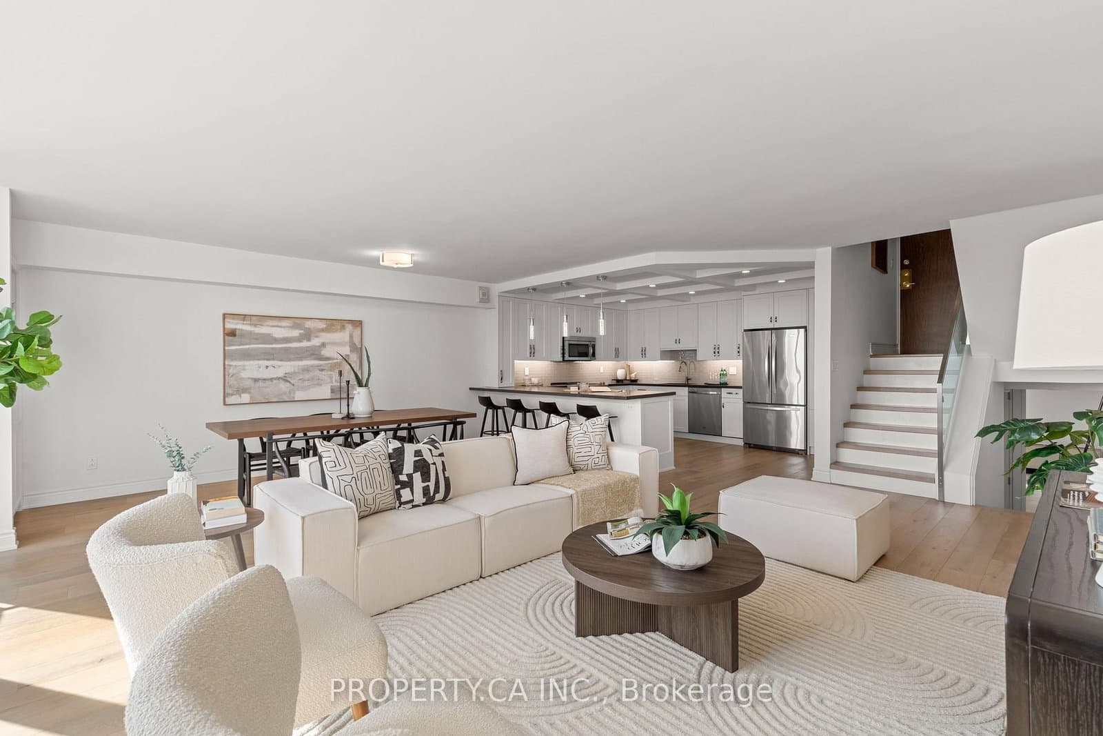 #2804 - 33 Harbour Square