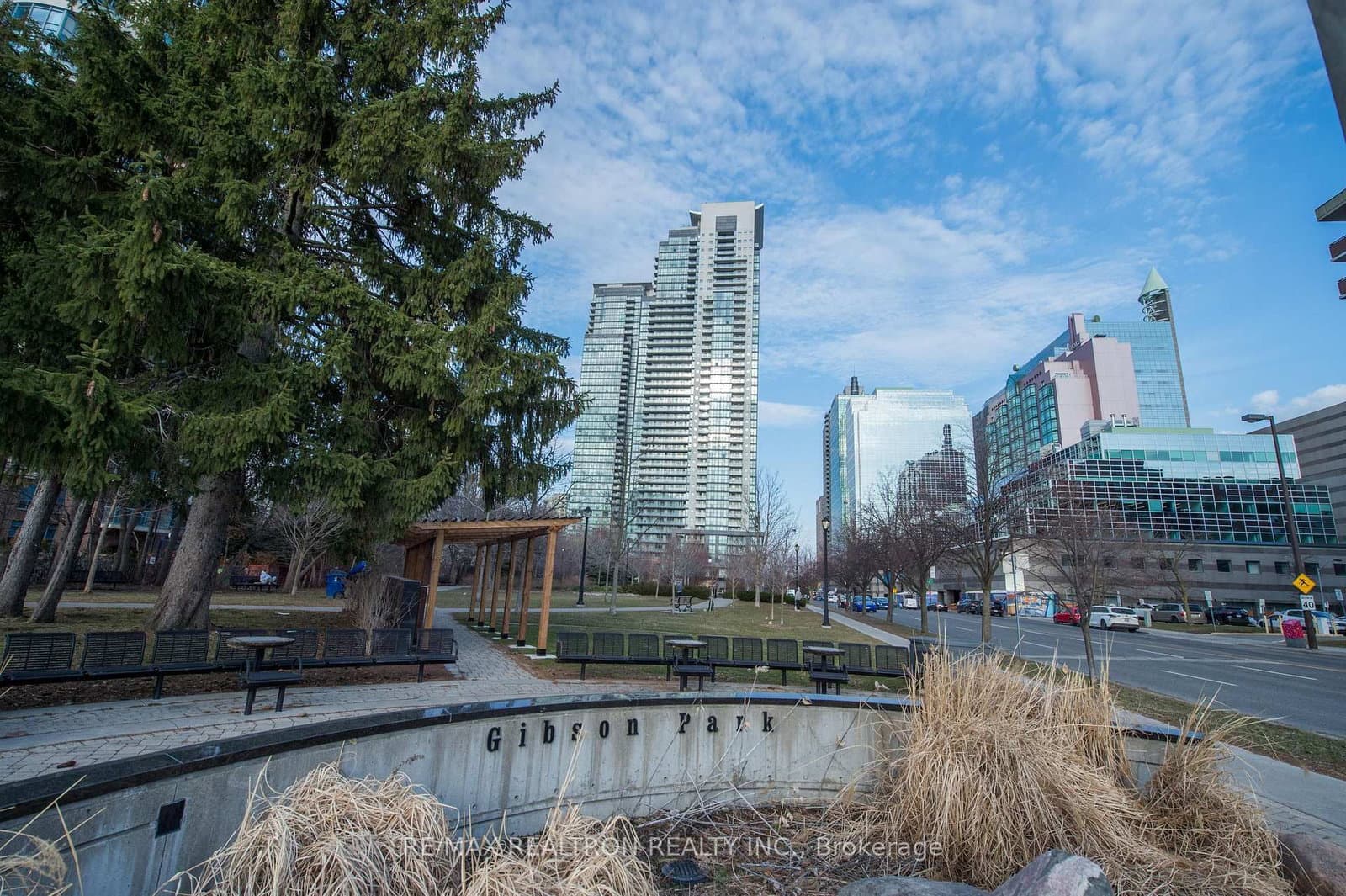 #1001 - 5162 Yonge Street