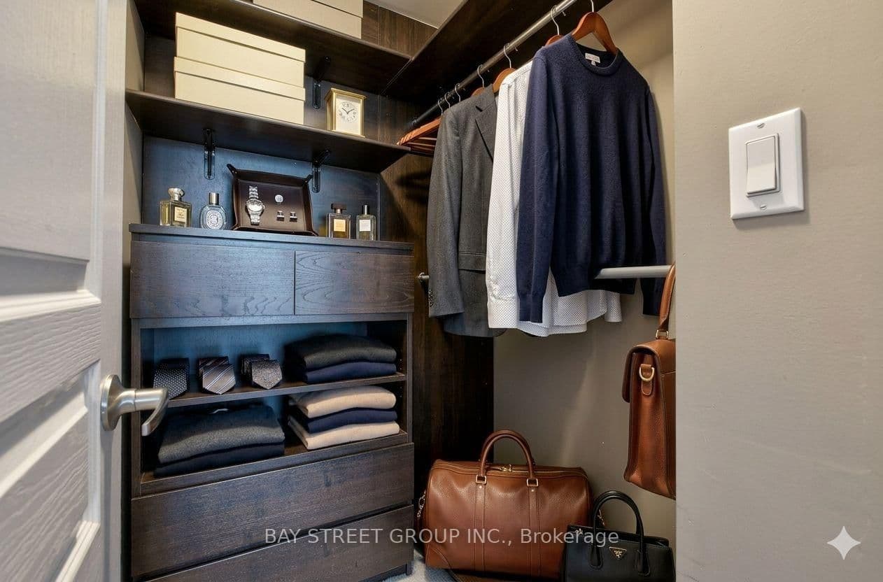 #Uph3 - 1 Avondale Avenue