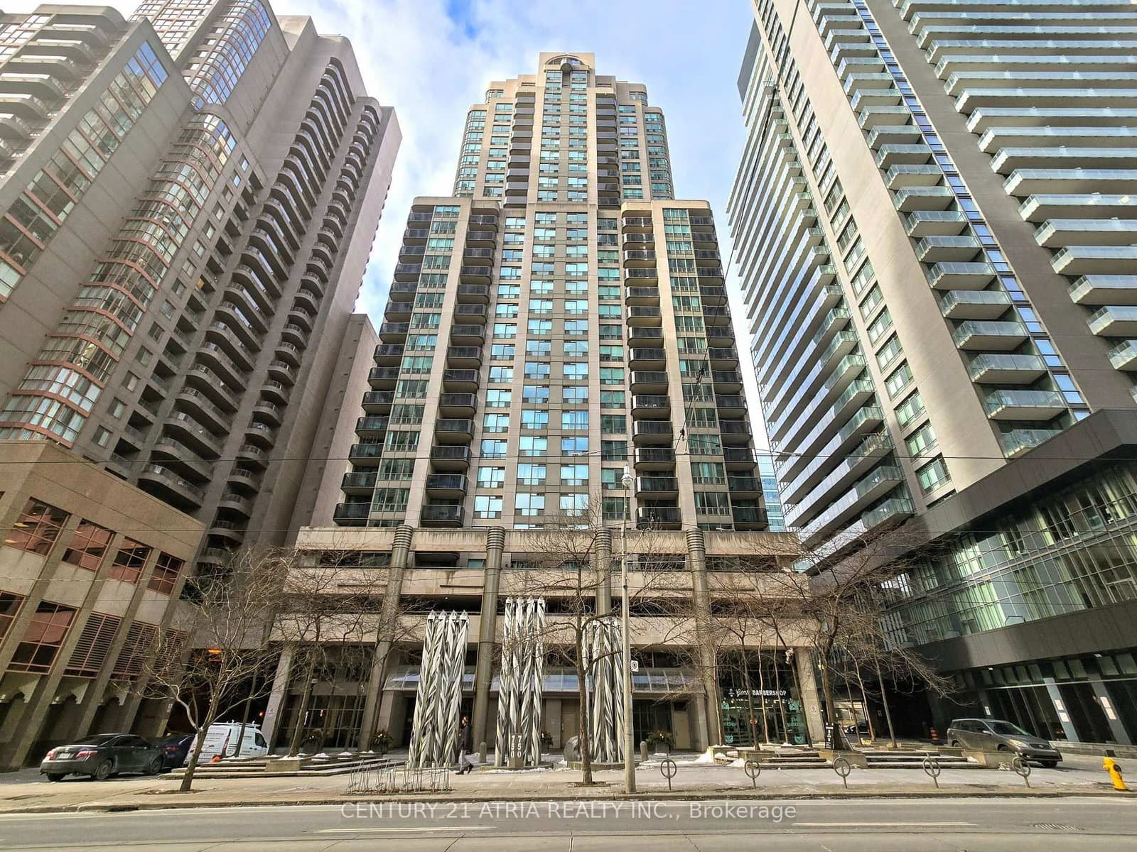 #1806 - 750 Bay Street