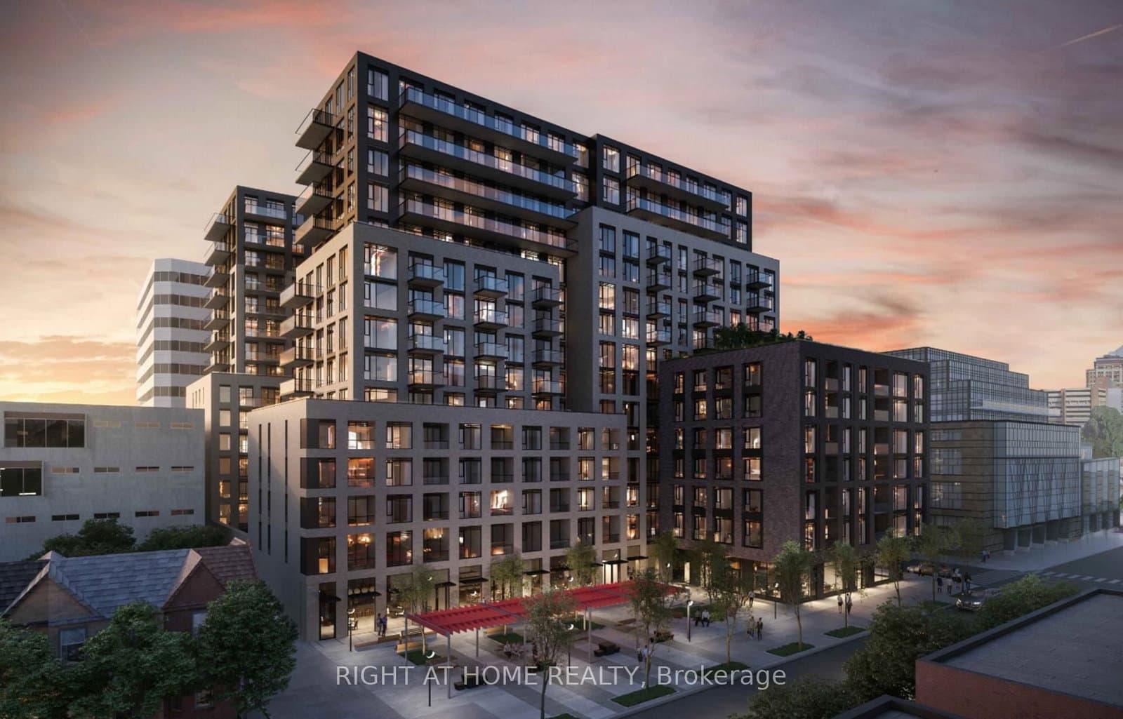 #832 - 543 Richmond Street W