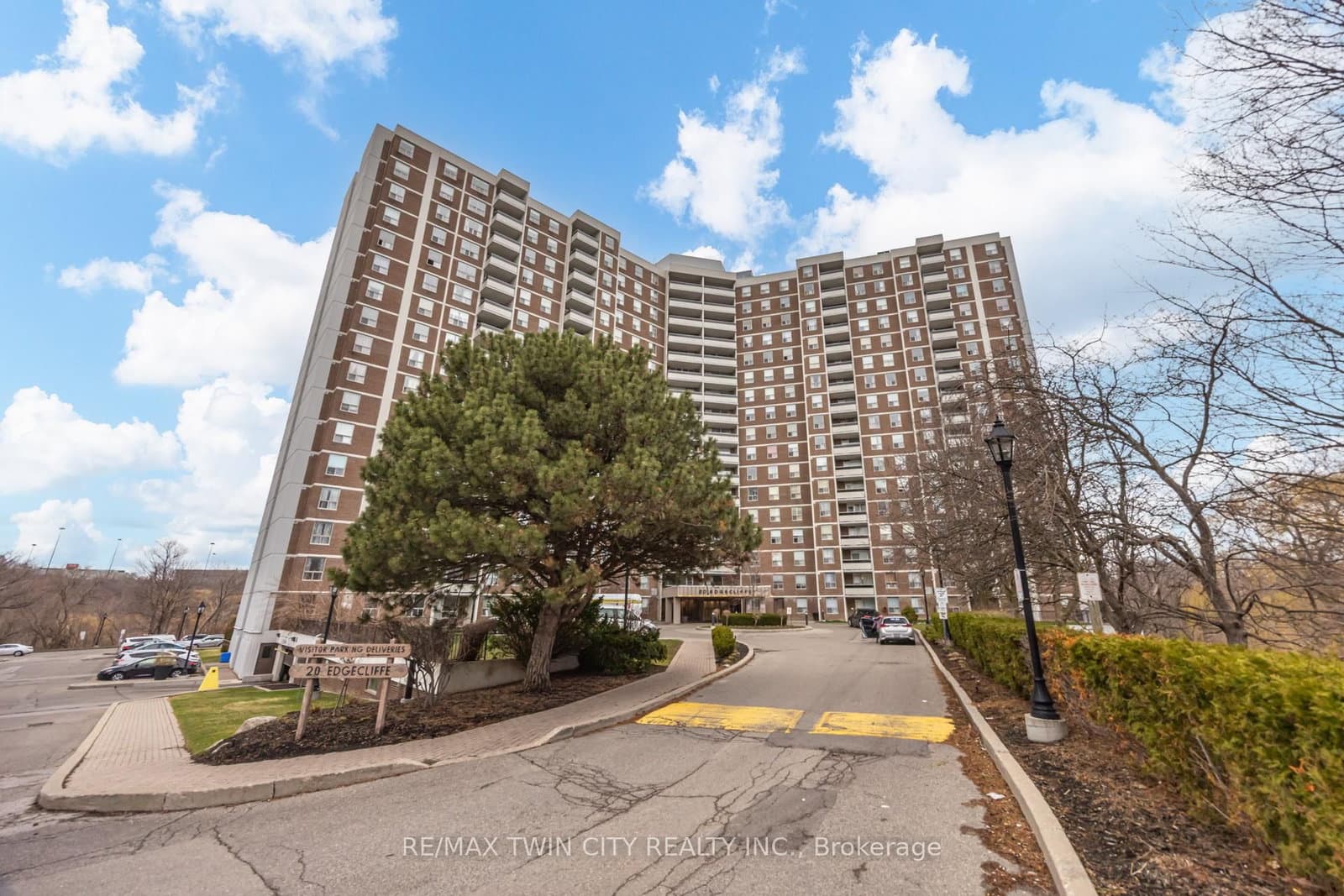 ##304 - 20 Edgecliff Golfway
