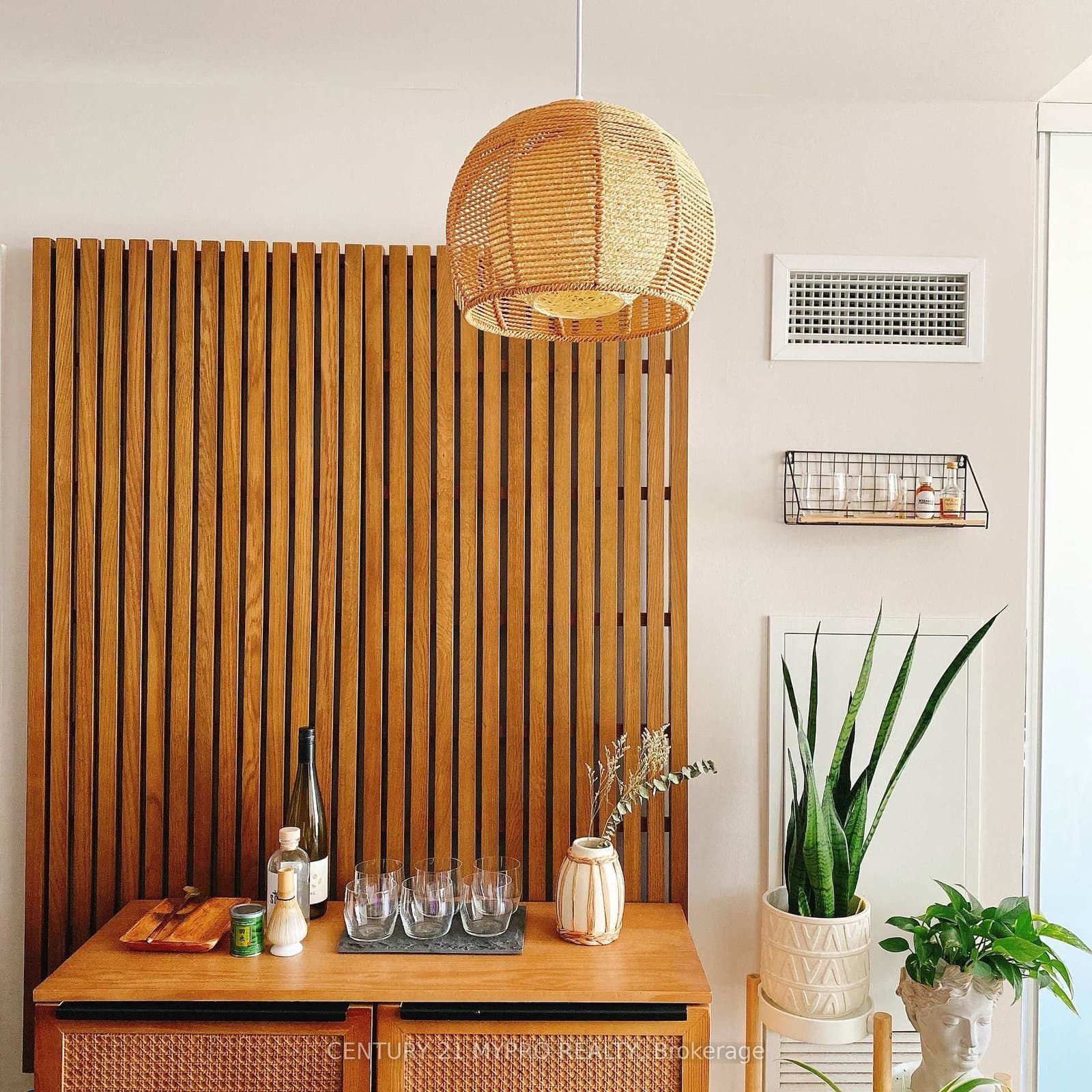 #2611 - 85 Queens Wharf Road