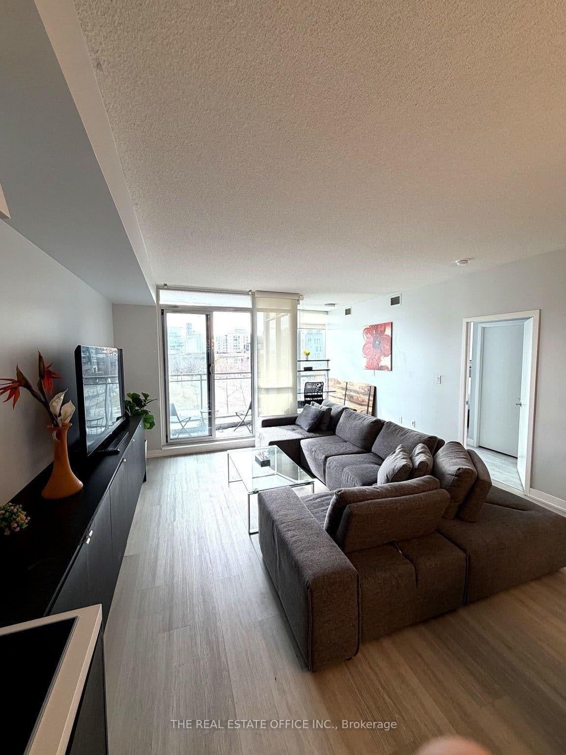 #202 - 151 Dan Leckie Way