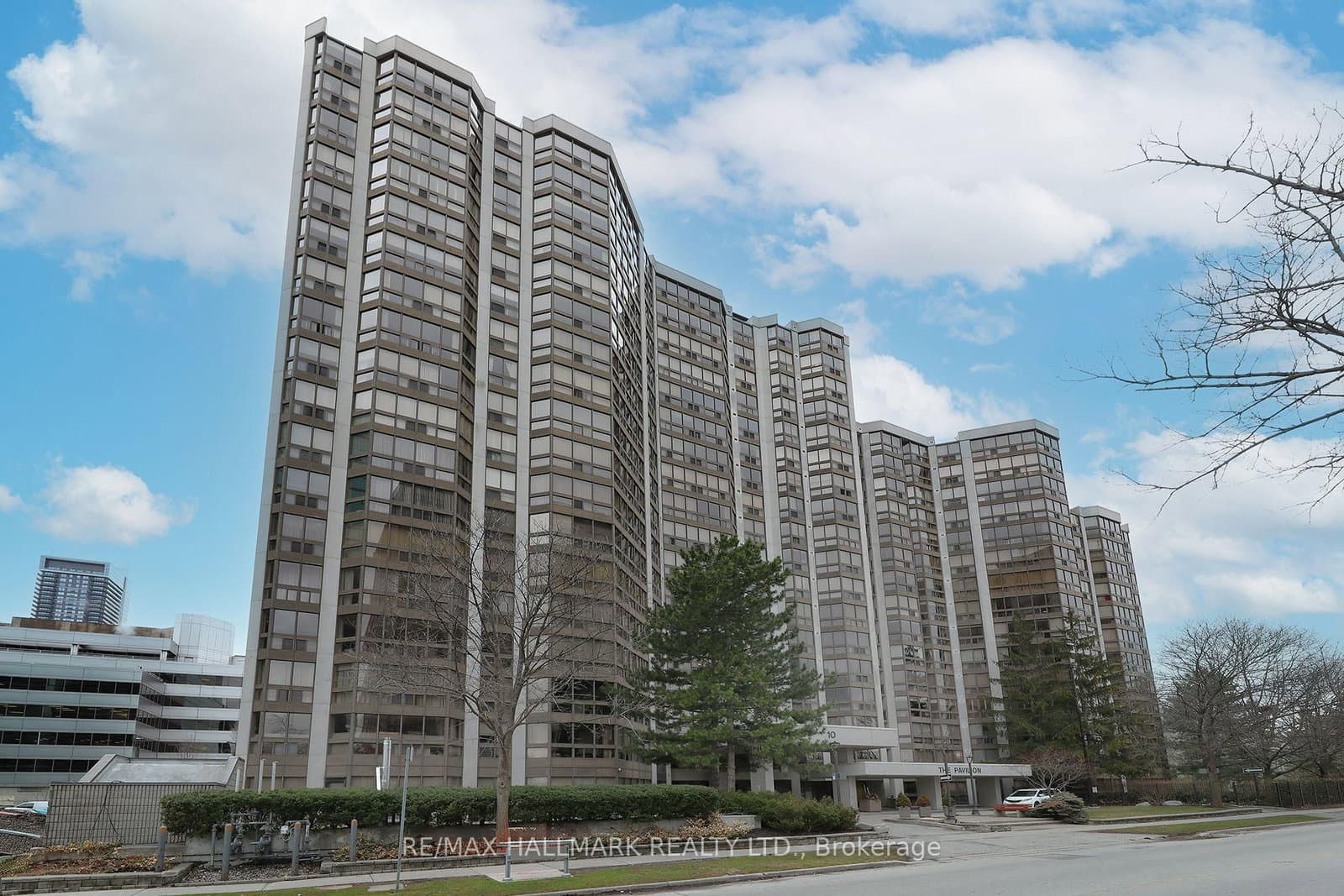 #1704 - 10 Kenneth Avenue