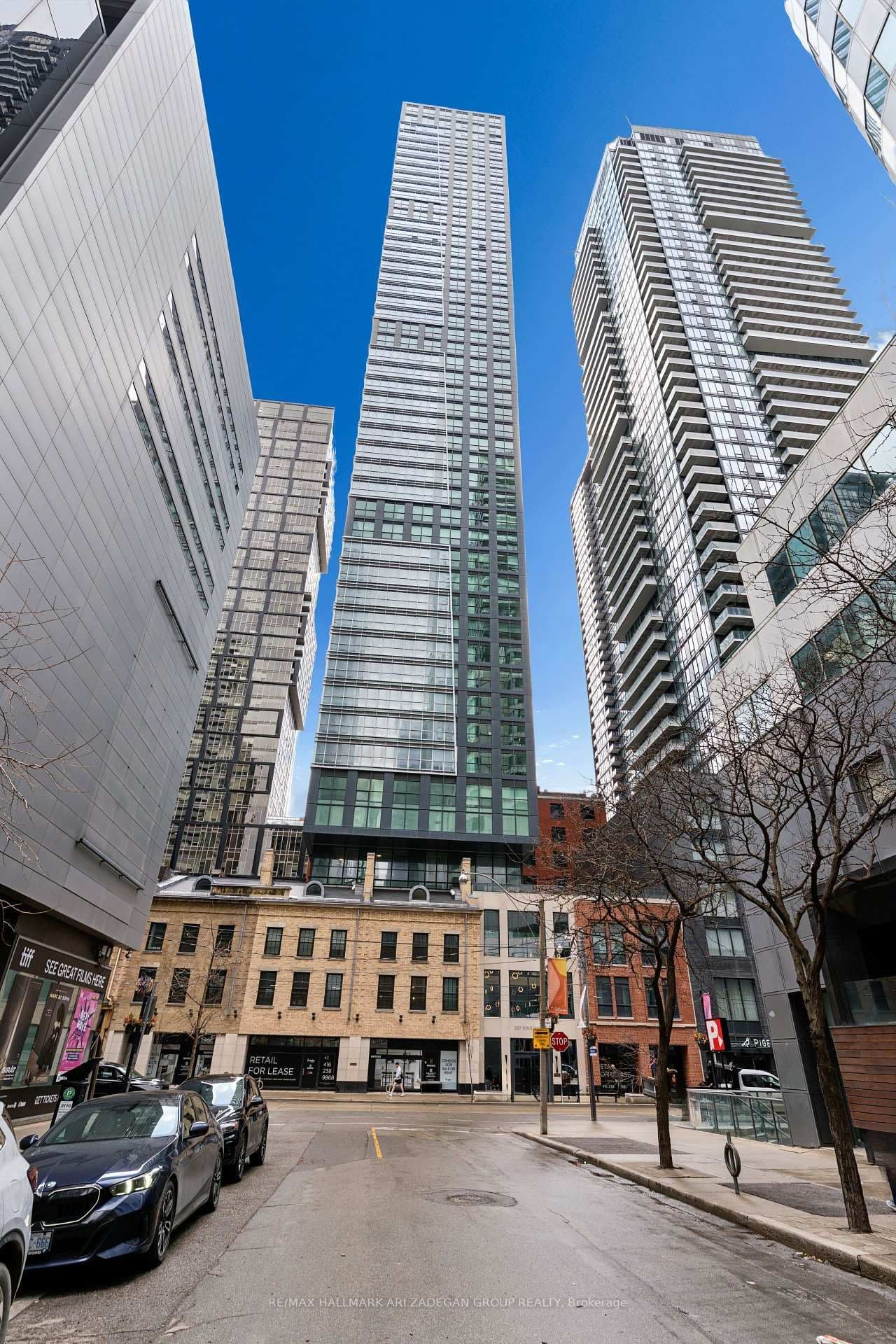 327 King Street W, Unit 1908