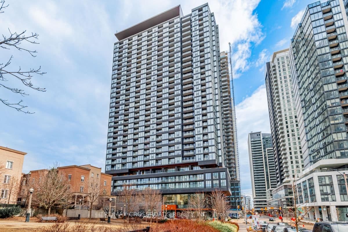 #3222 - 19 Western Battery Road