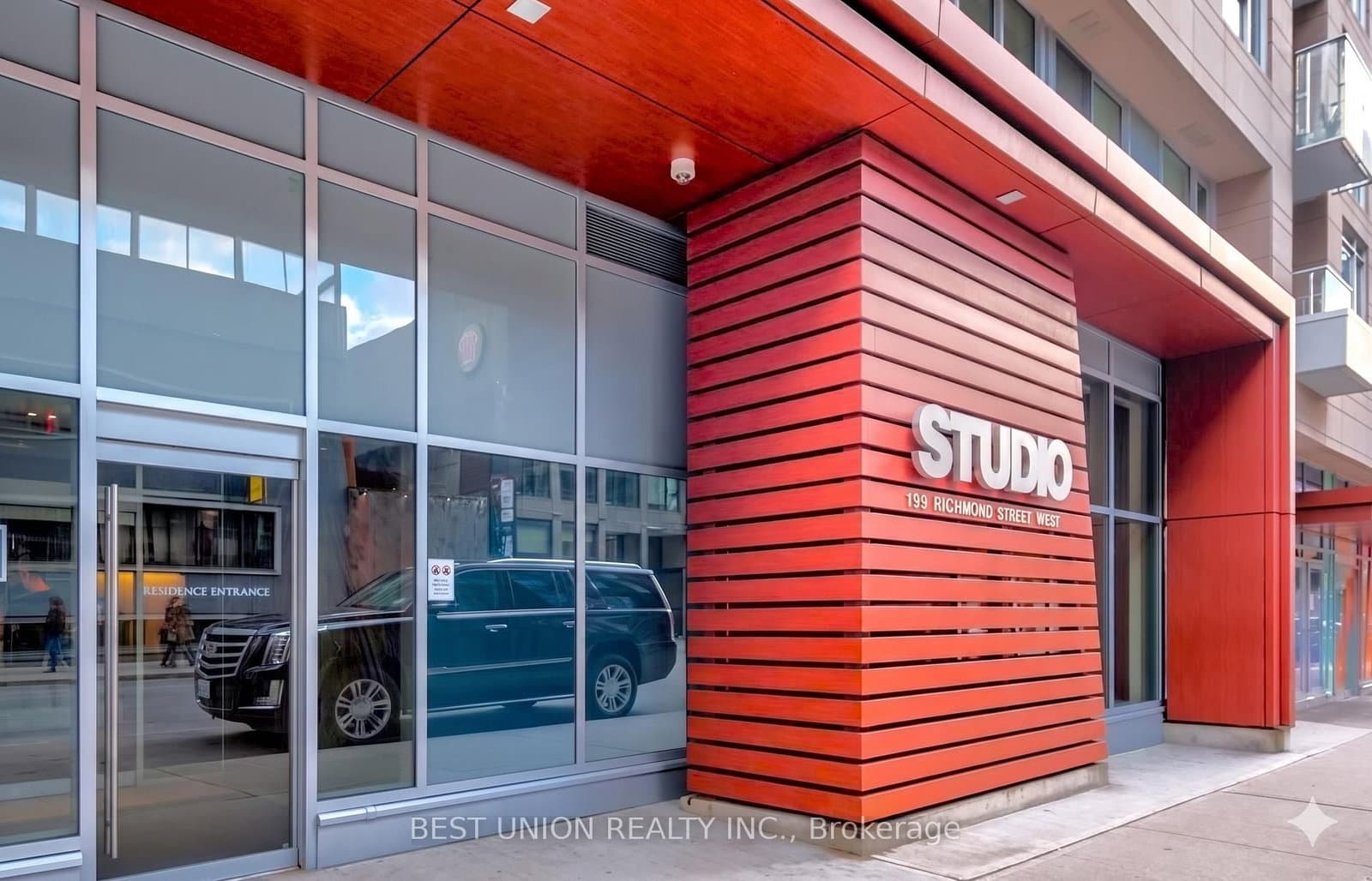 #1407 - 199 Richmond Street W