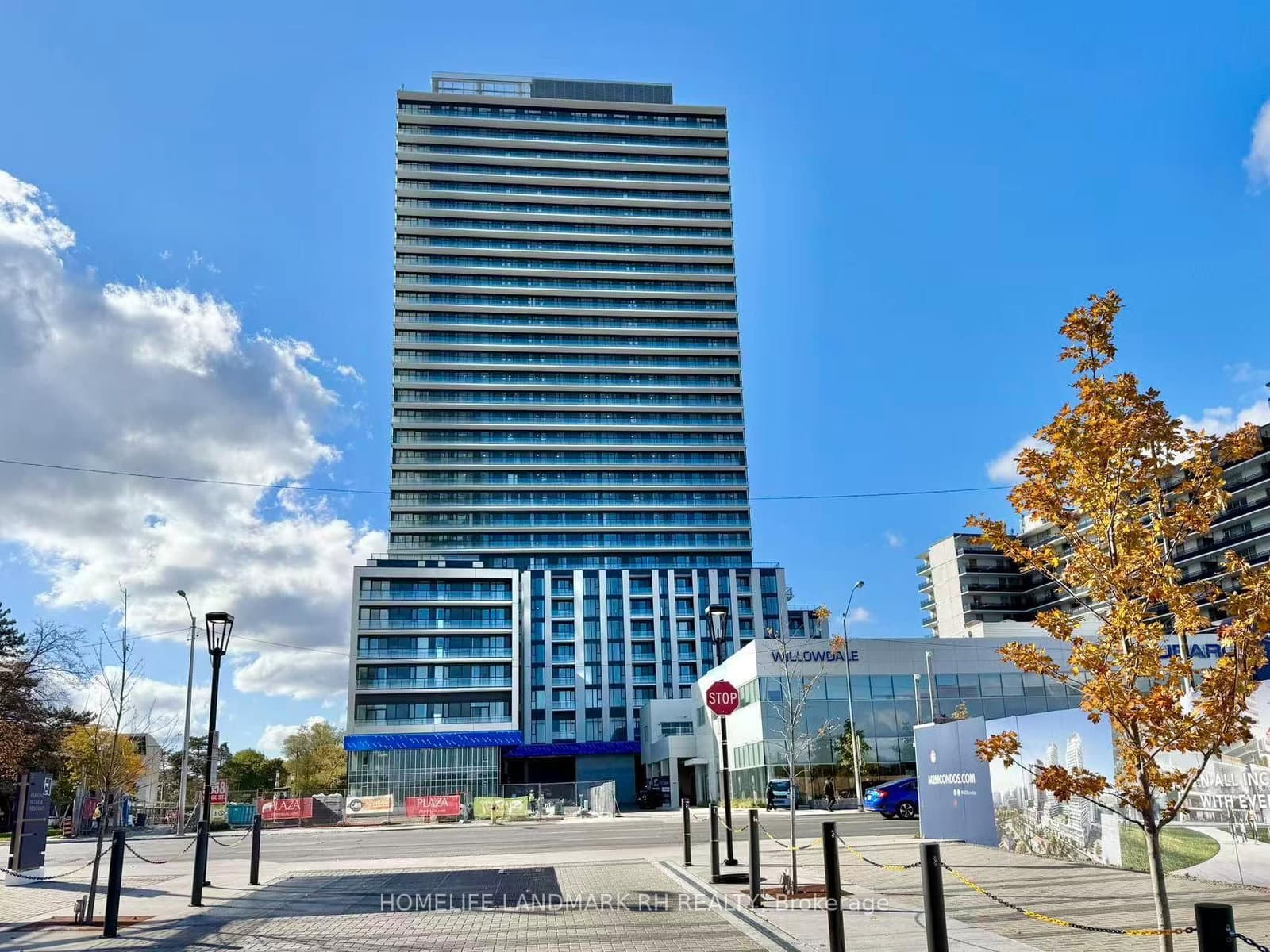 #810 - 5858 Yonge Street