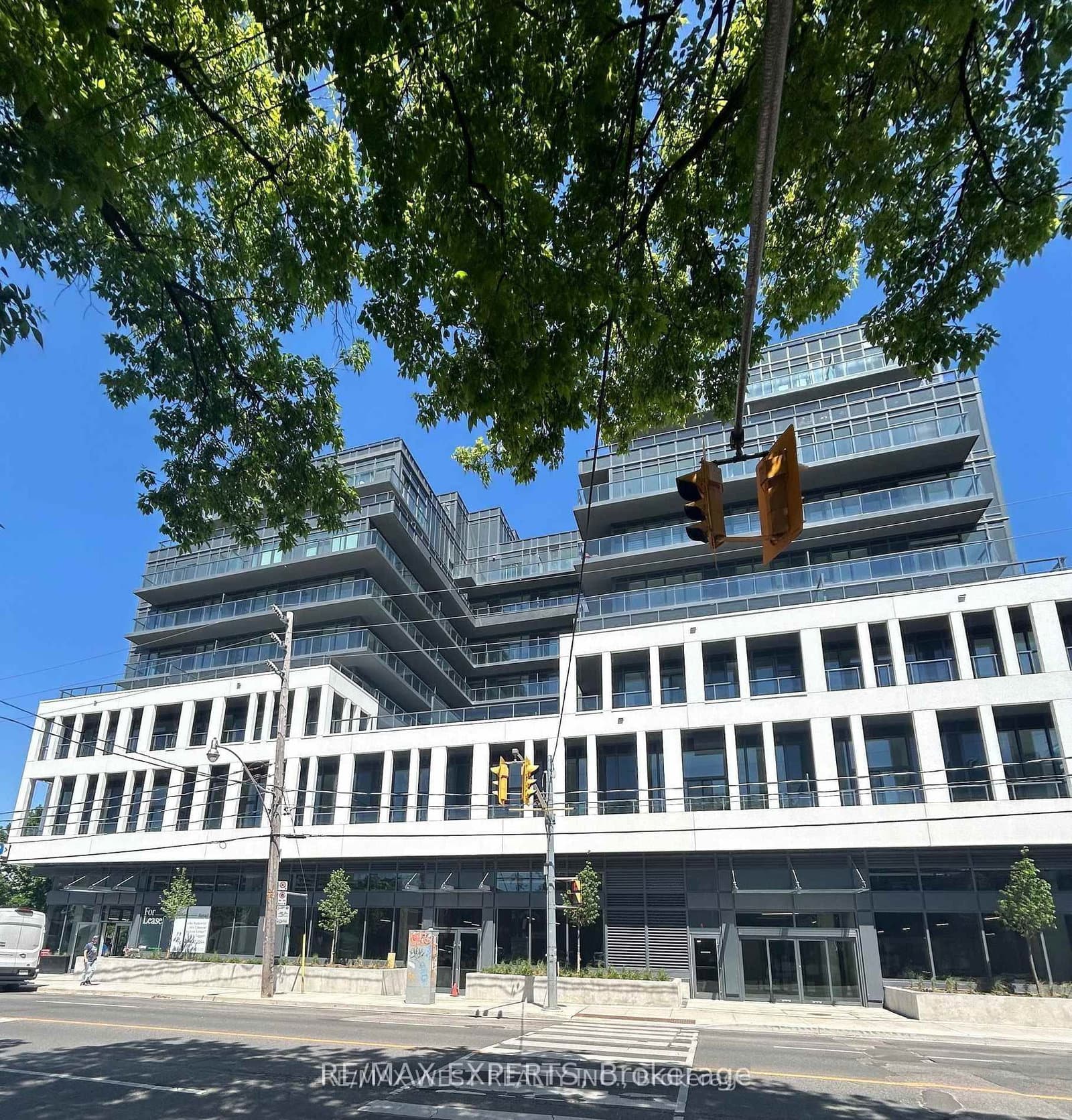 500 Dupont Street, Unit 814