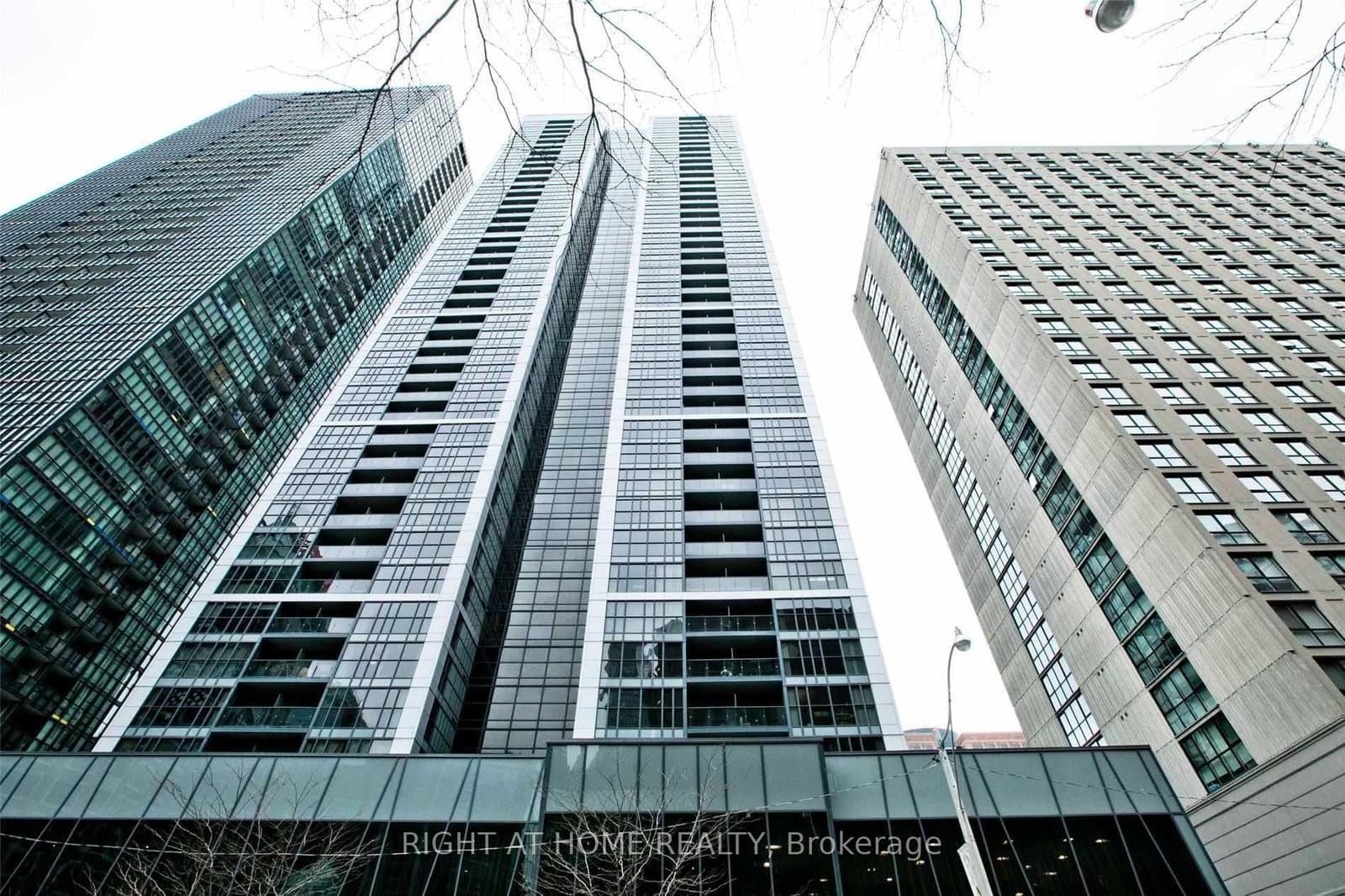 28 Ted Rogers Way, Unit 4101