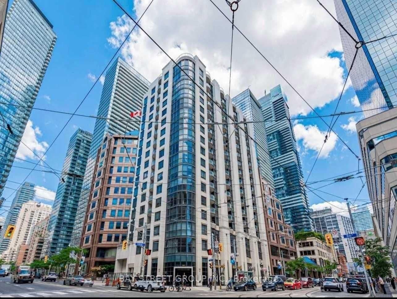 #1203 - 801 Bay Street