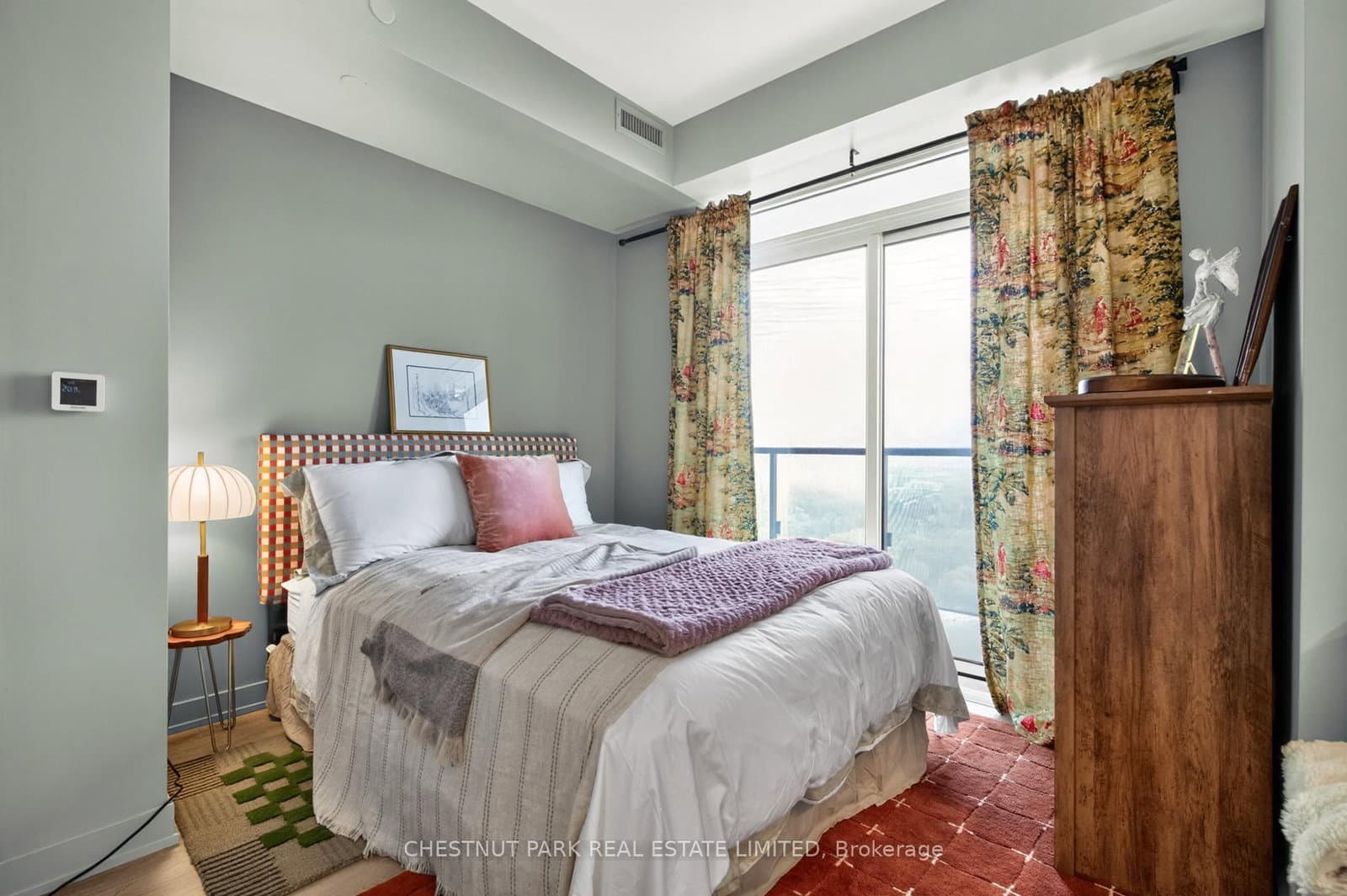 117 Broadway Avenue, Unit 2810
