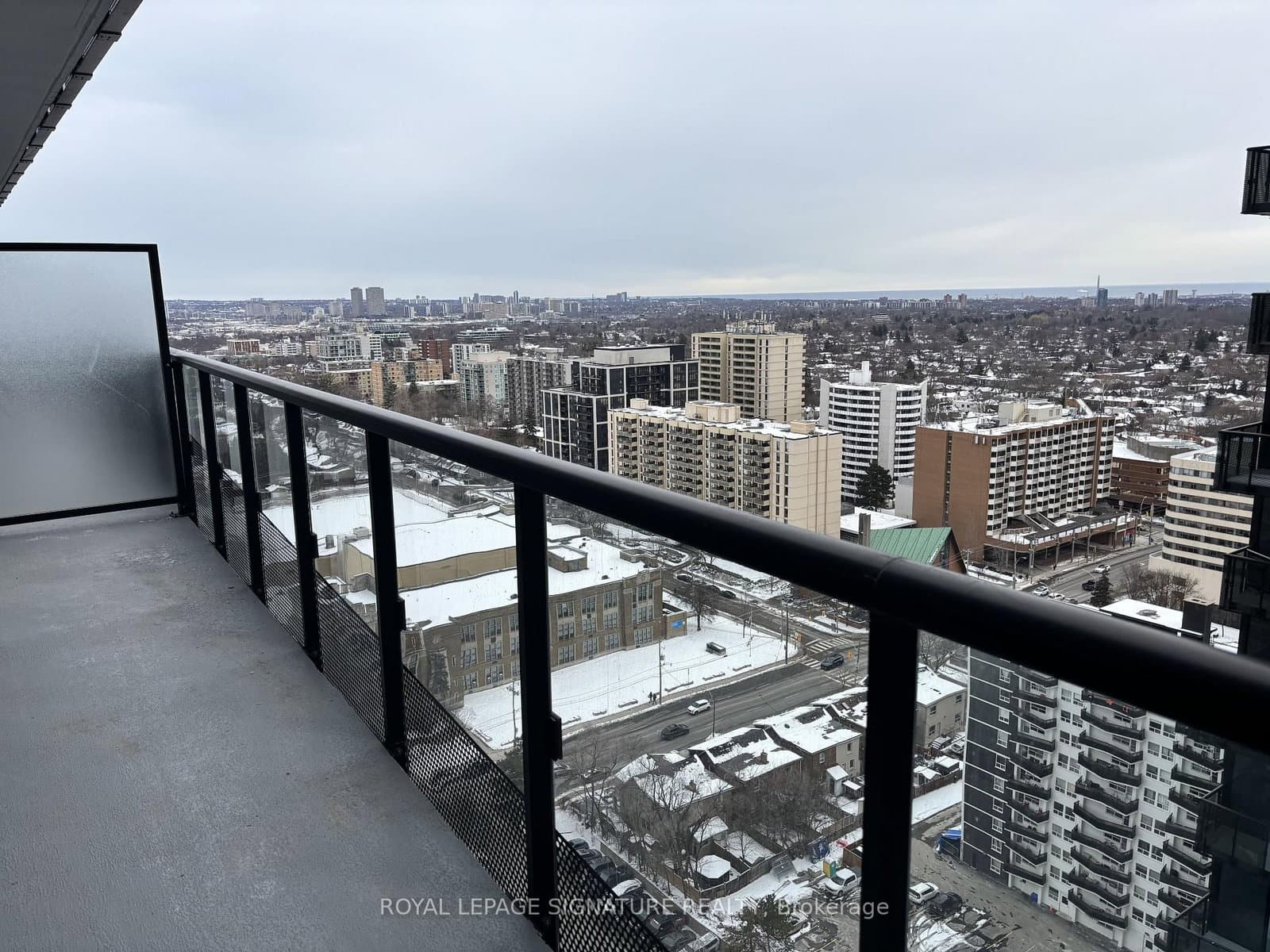 117 Broadway Avenue, Unit 2312