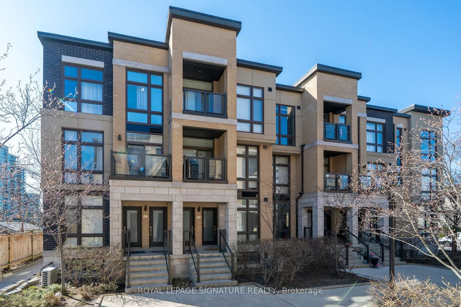 #13 - 11 Eldora Avenue