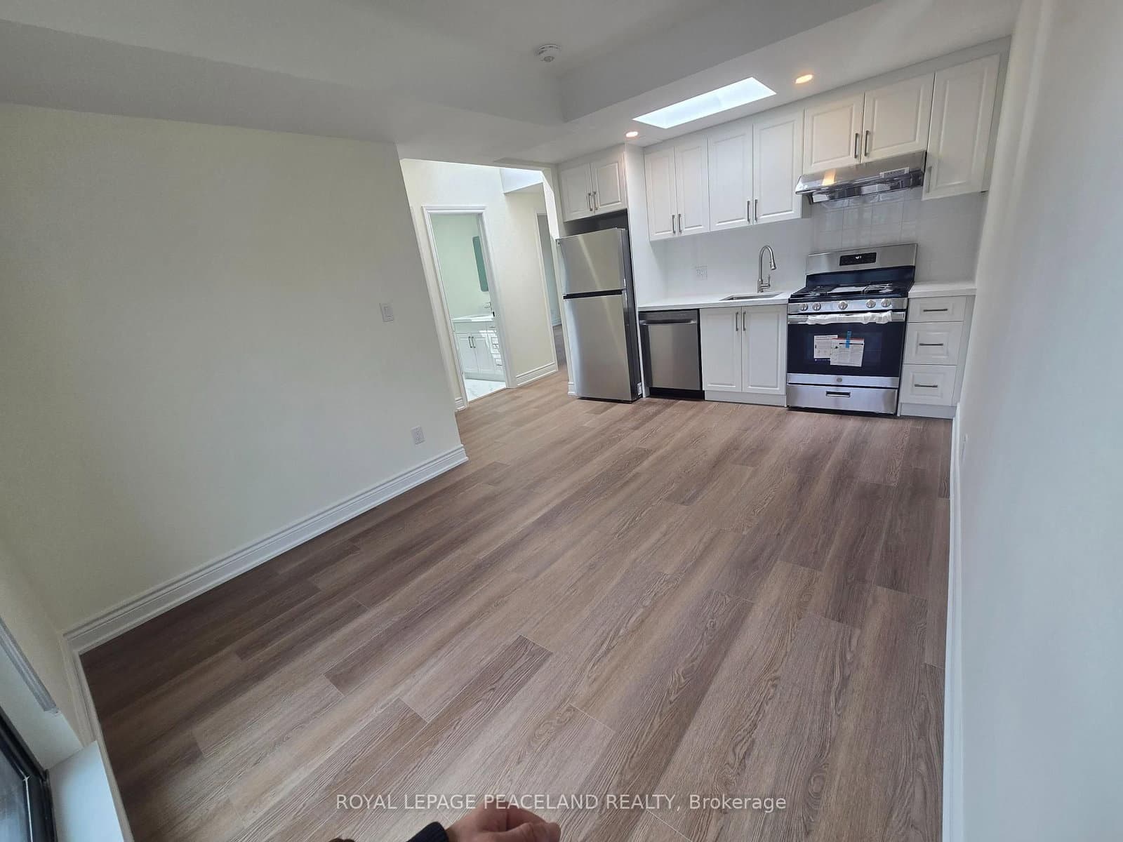 556 Spadina Crescent, Unit LanewayHse 2ndFlr