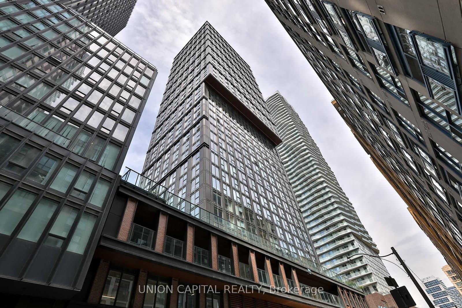 #501 - 82 Dalhousie Street