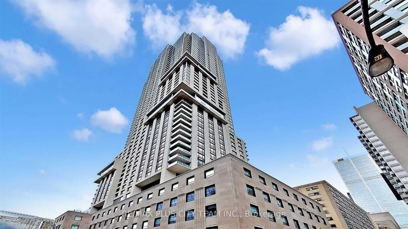 88 Scott Street, Unit 3109
