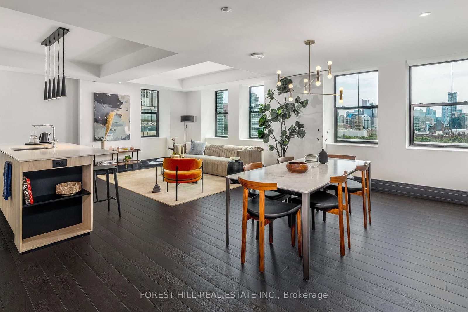 #1505 - 2 Avenue Road