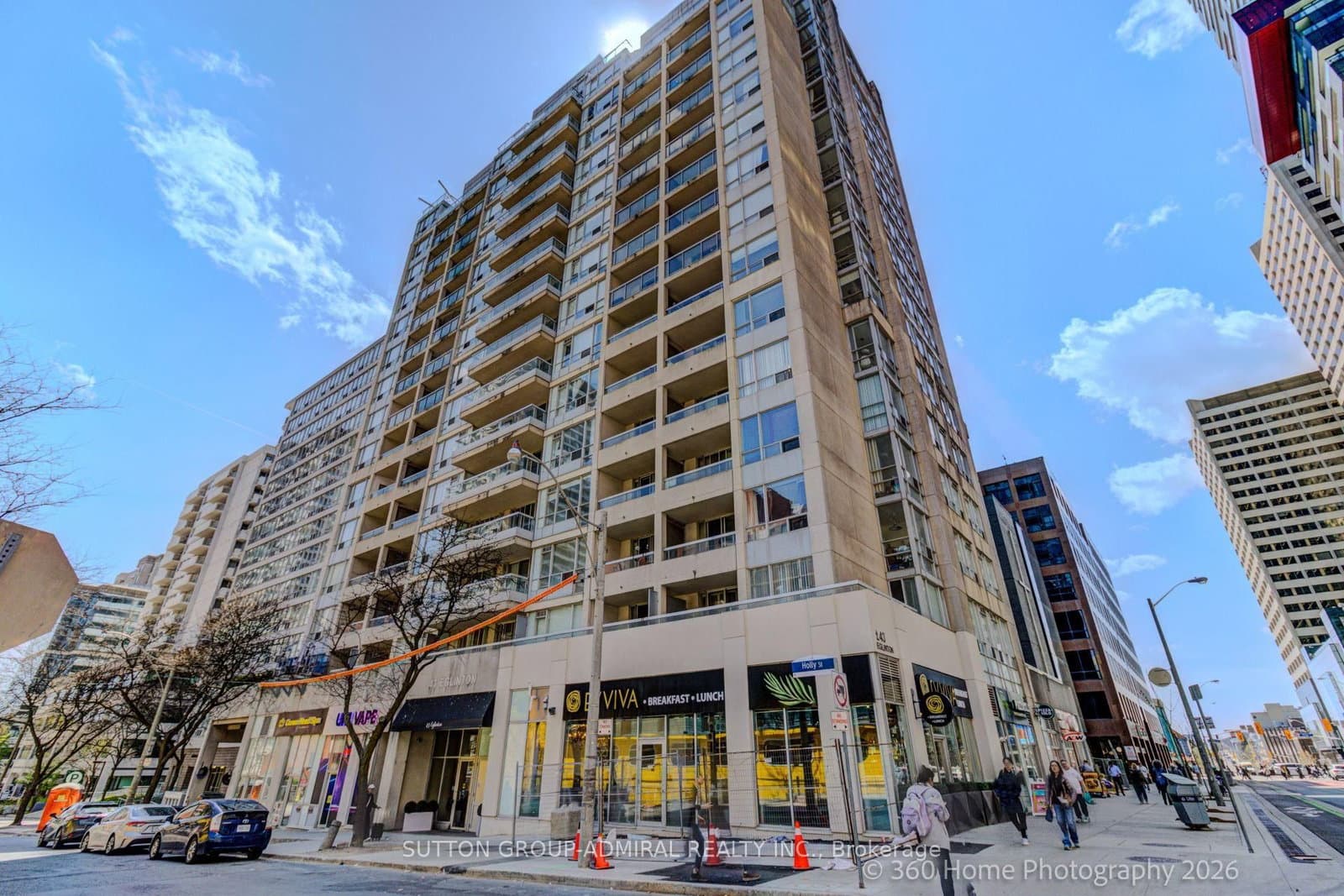 #501 - 43 Eglinton Avenue W