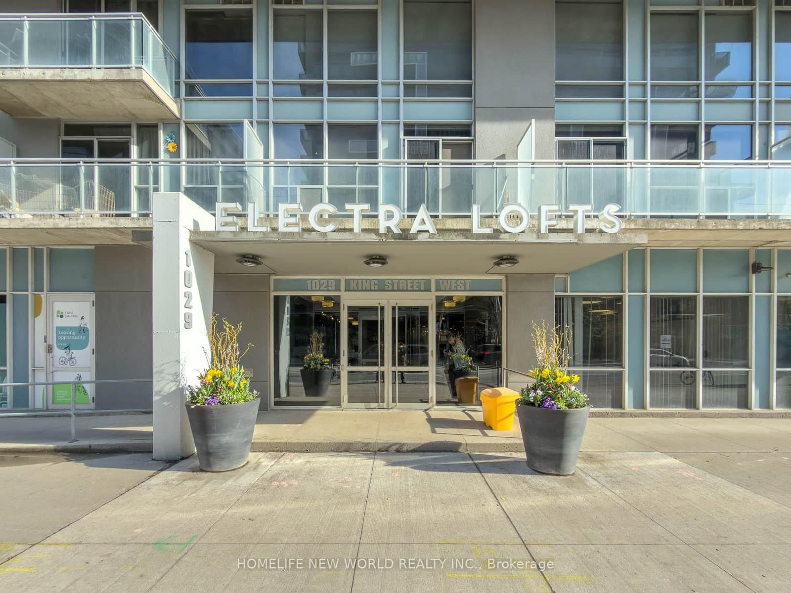 #1020 - 1029 King Street W