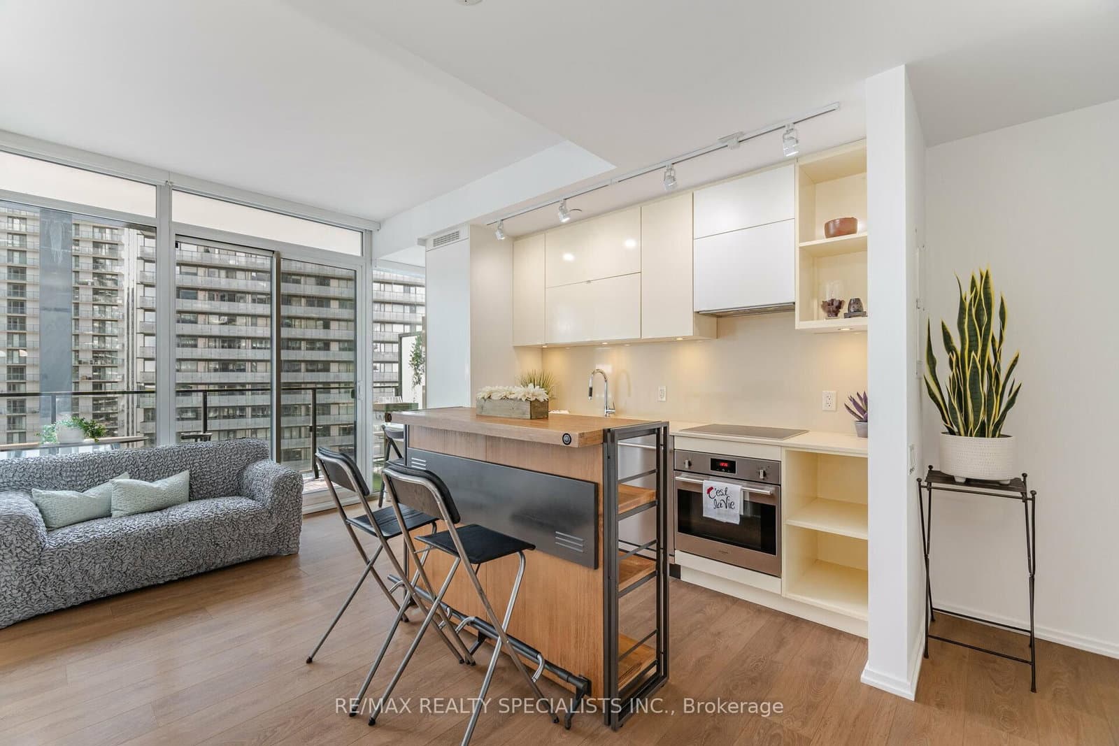 #3012 - 125 Peter Street
