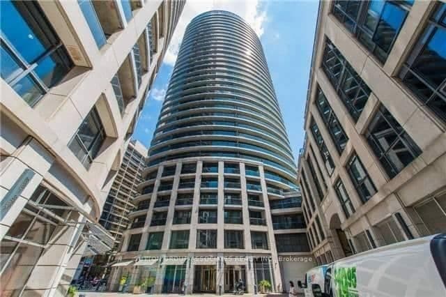 #304 - 25 Carlton Street