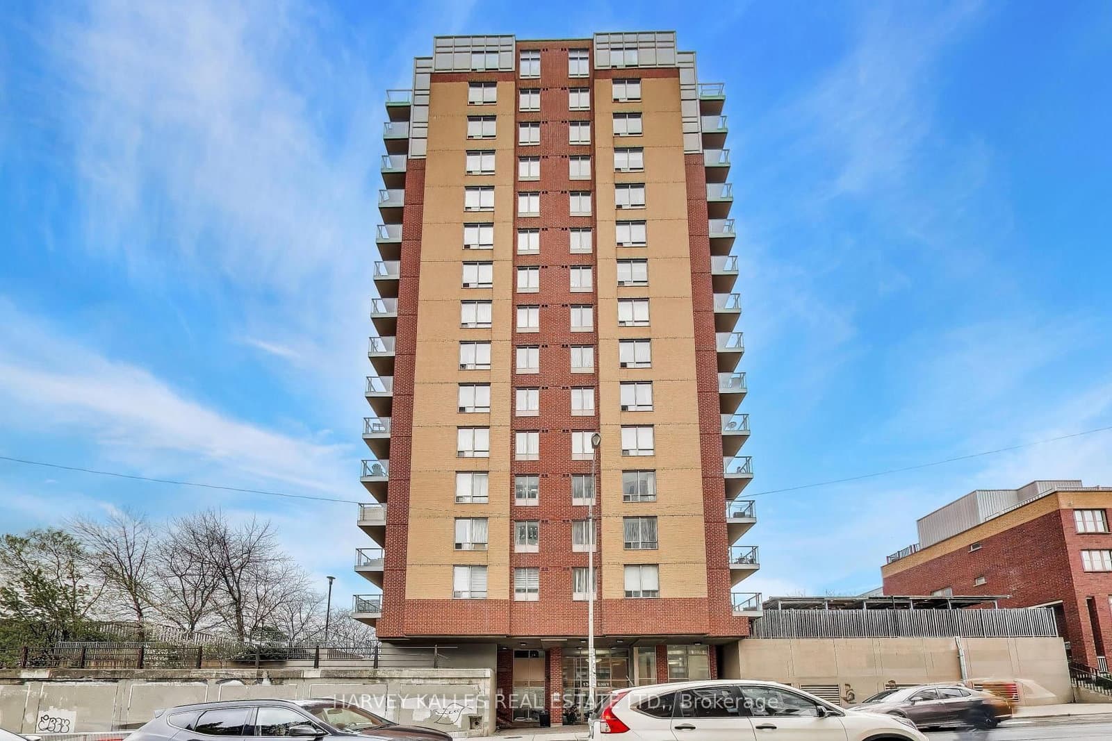 #401 - 1369 Bloor Street W