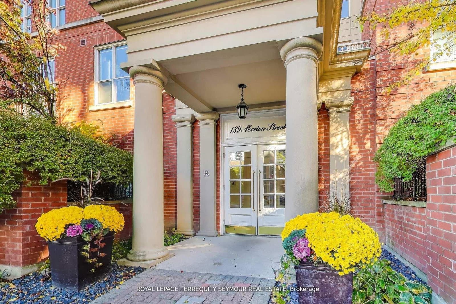 #448 - 139 Merton Street