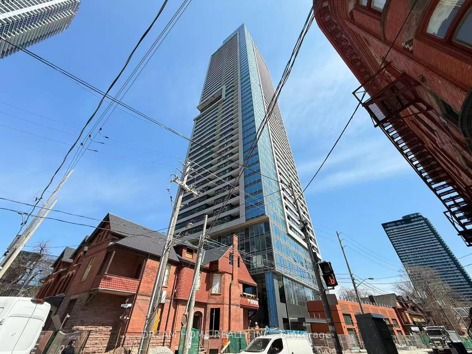 #1004 - 609 Sherbourne Street