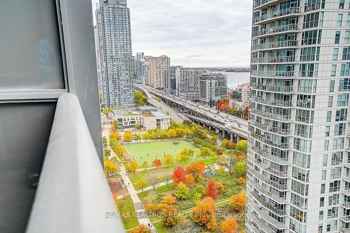 #2606 - 85 Queens Wharf Road