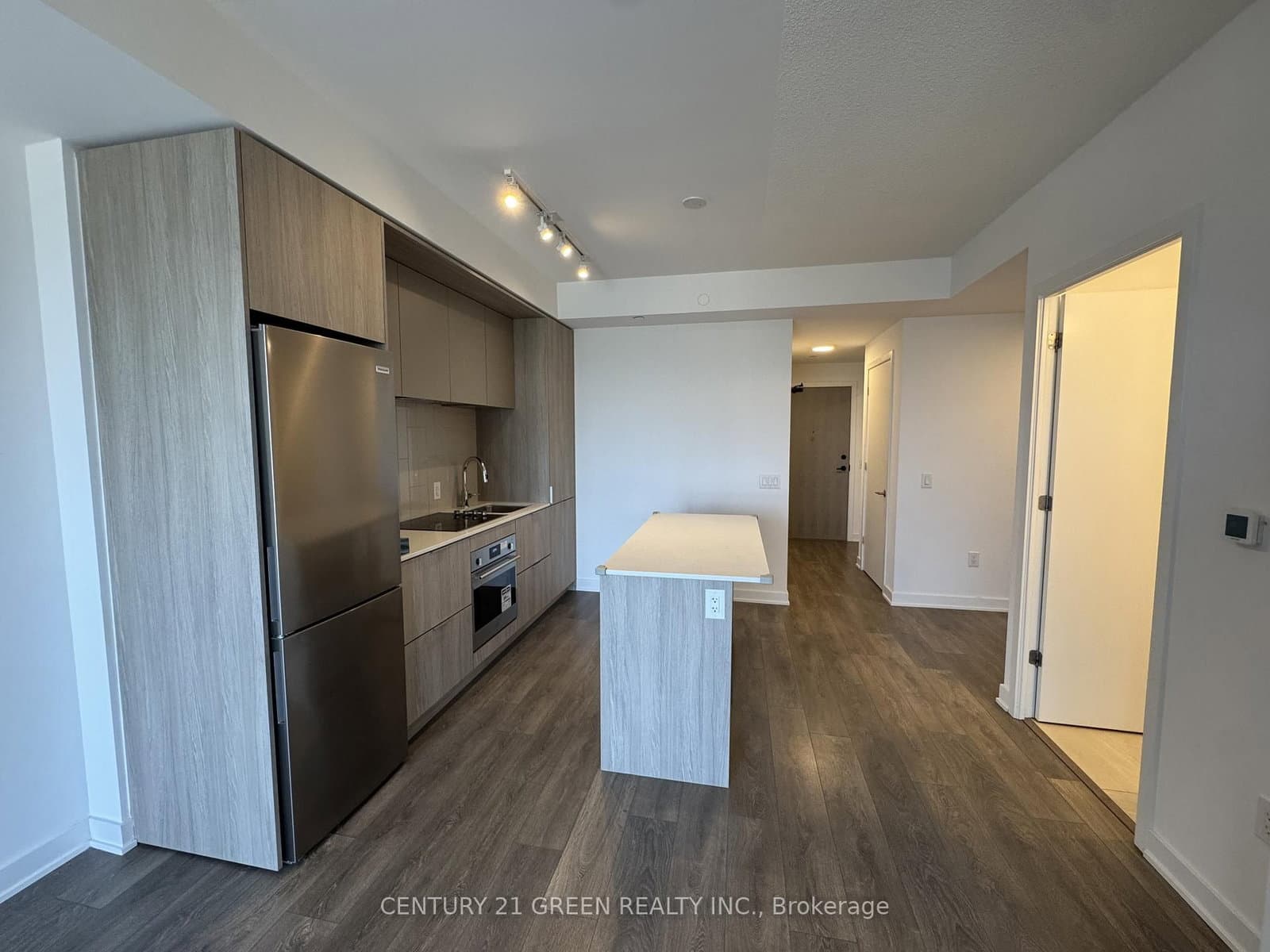 #1601 - 130 River Street