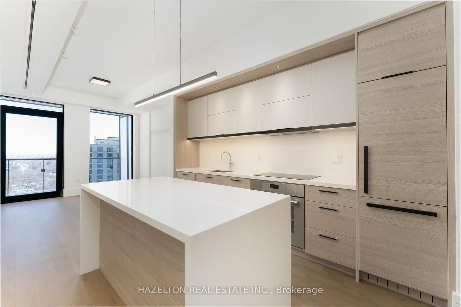 #1505 - 215 Lonsdale Road