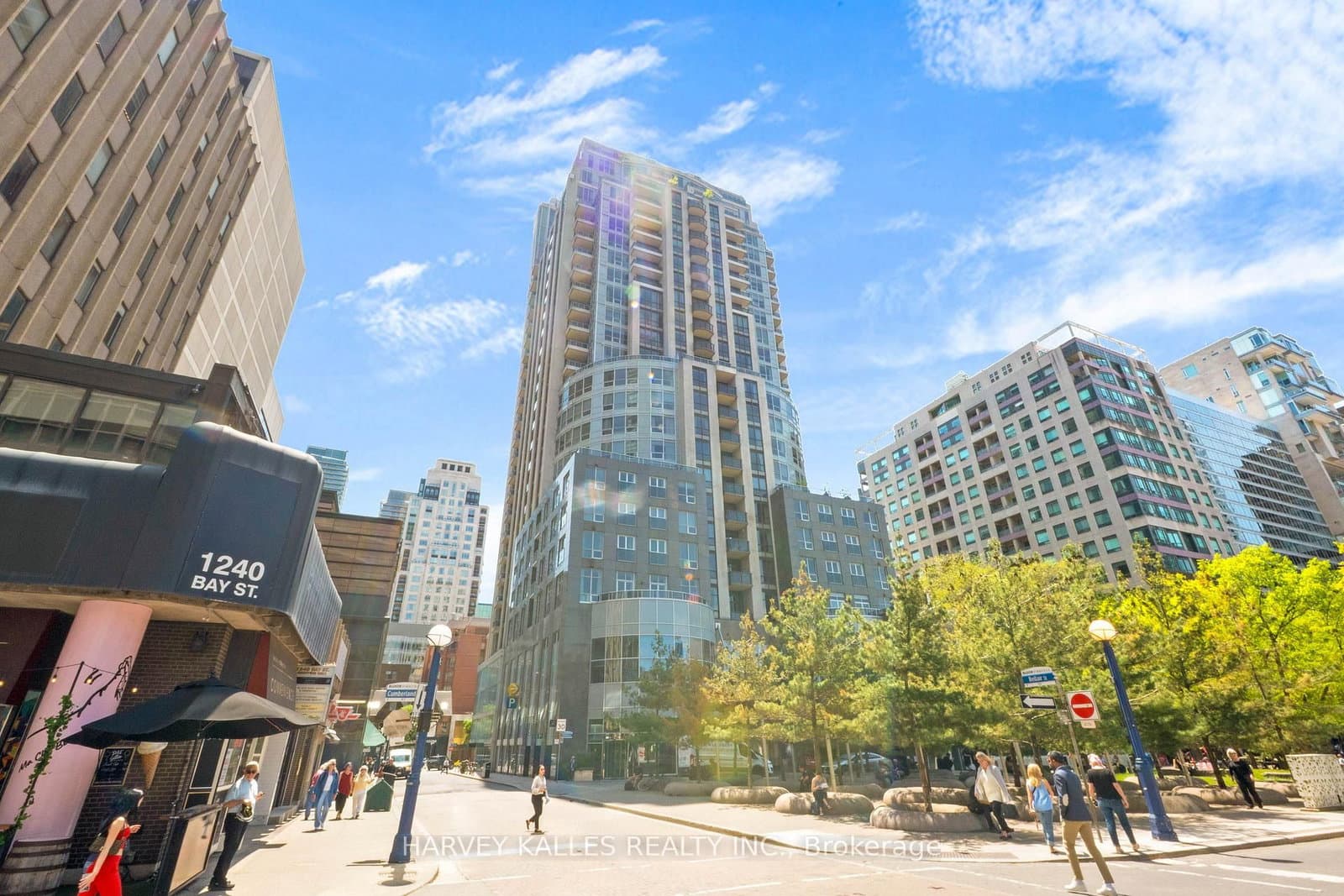 #603 - 10 Bellair Street